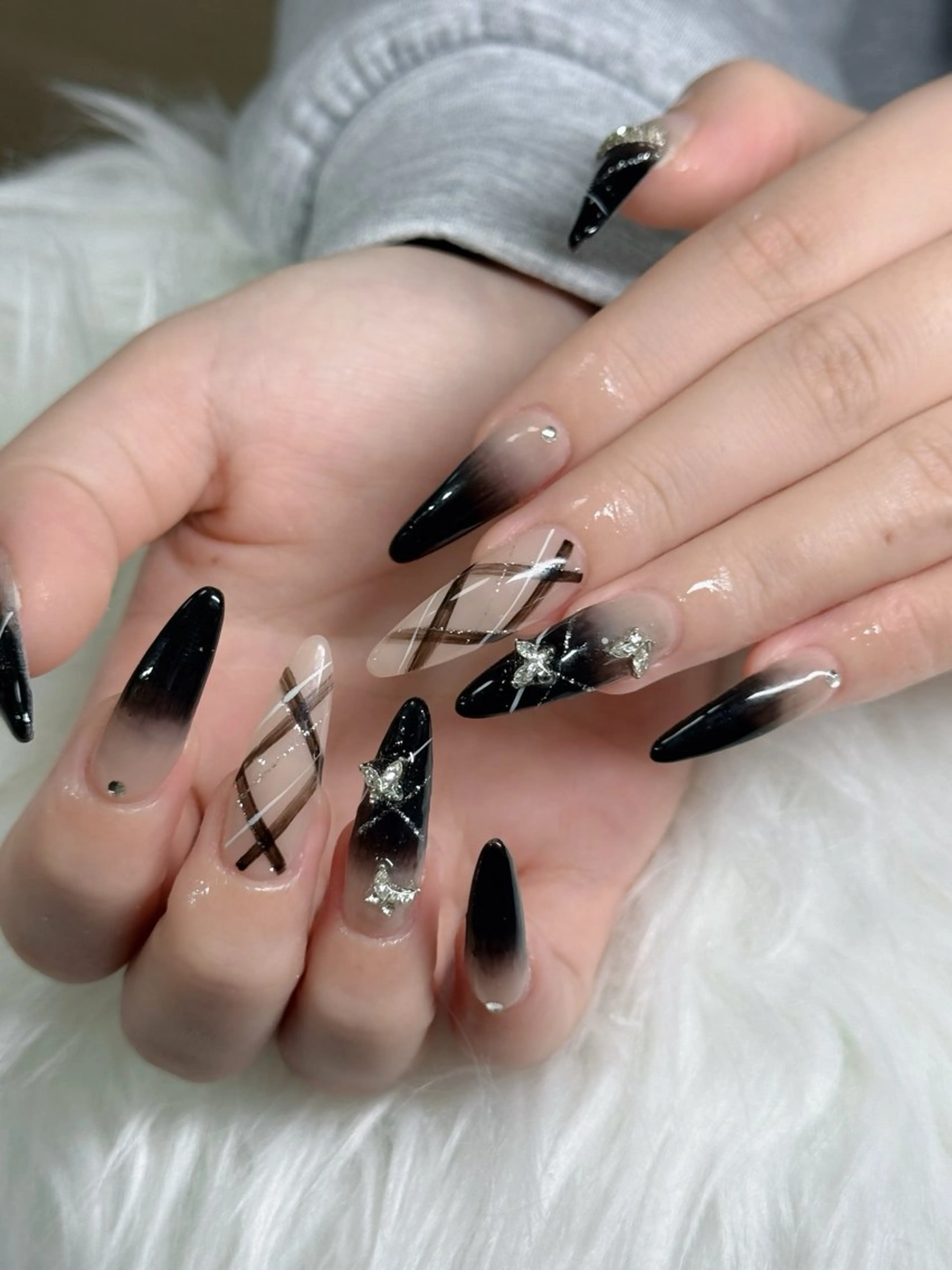 ネイル べっ甲ネイル チークネイル フラッシュネイル フラワーネイル フットネイル ハンドネイル Hani Nail Salonのネイルデザイン