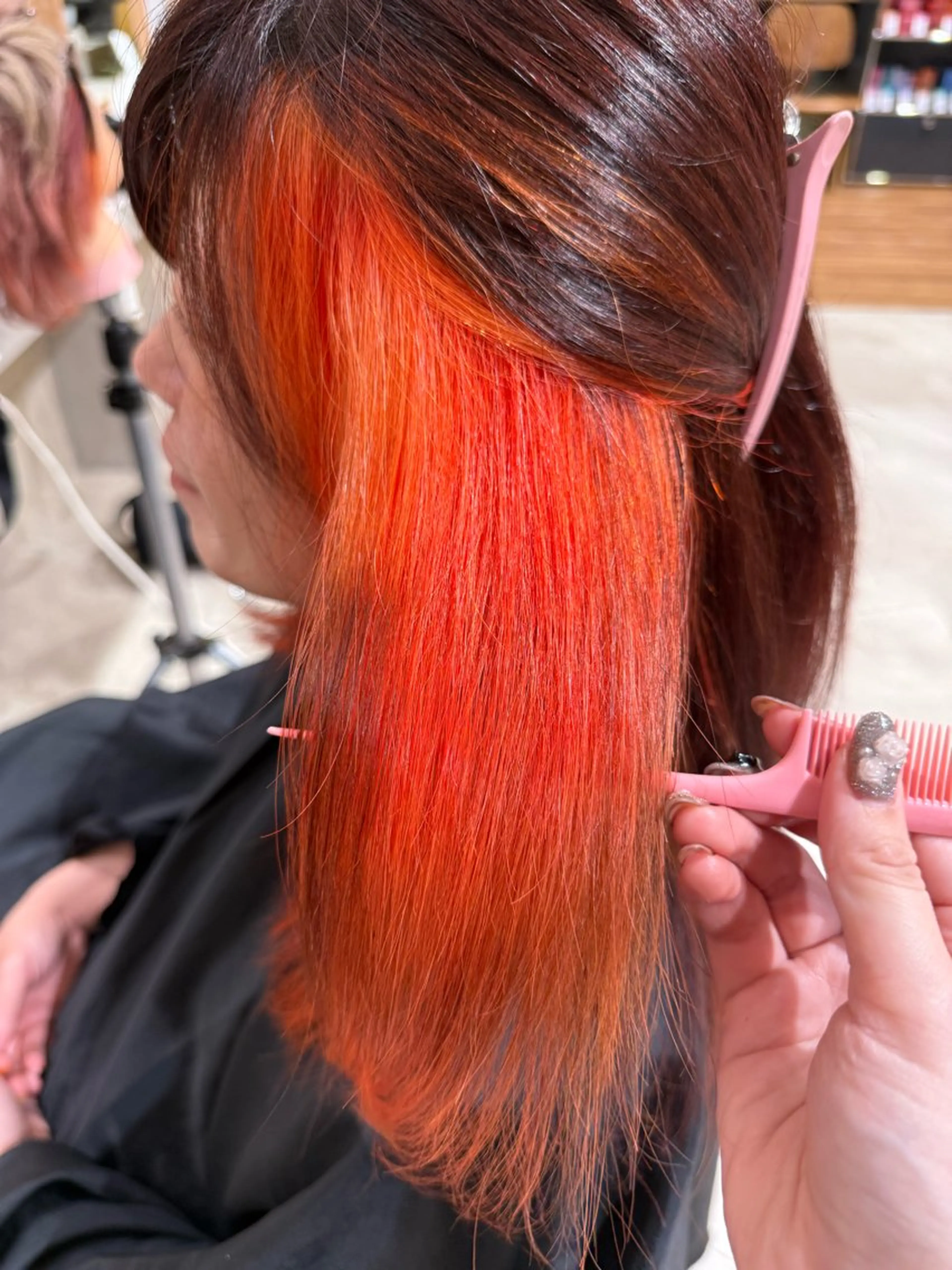 セミロング カラー ブリーチ ヘアカラー 派手髪♡モデル募集 鈴木沙彩のヘアスタイル