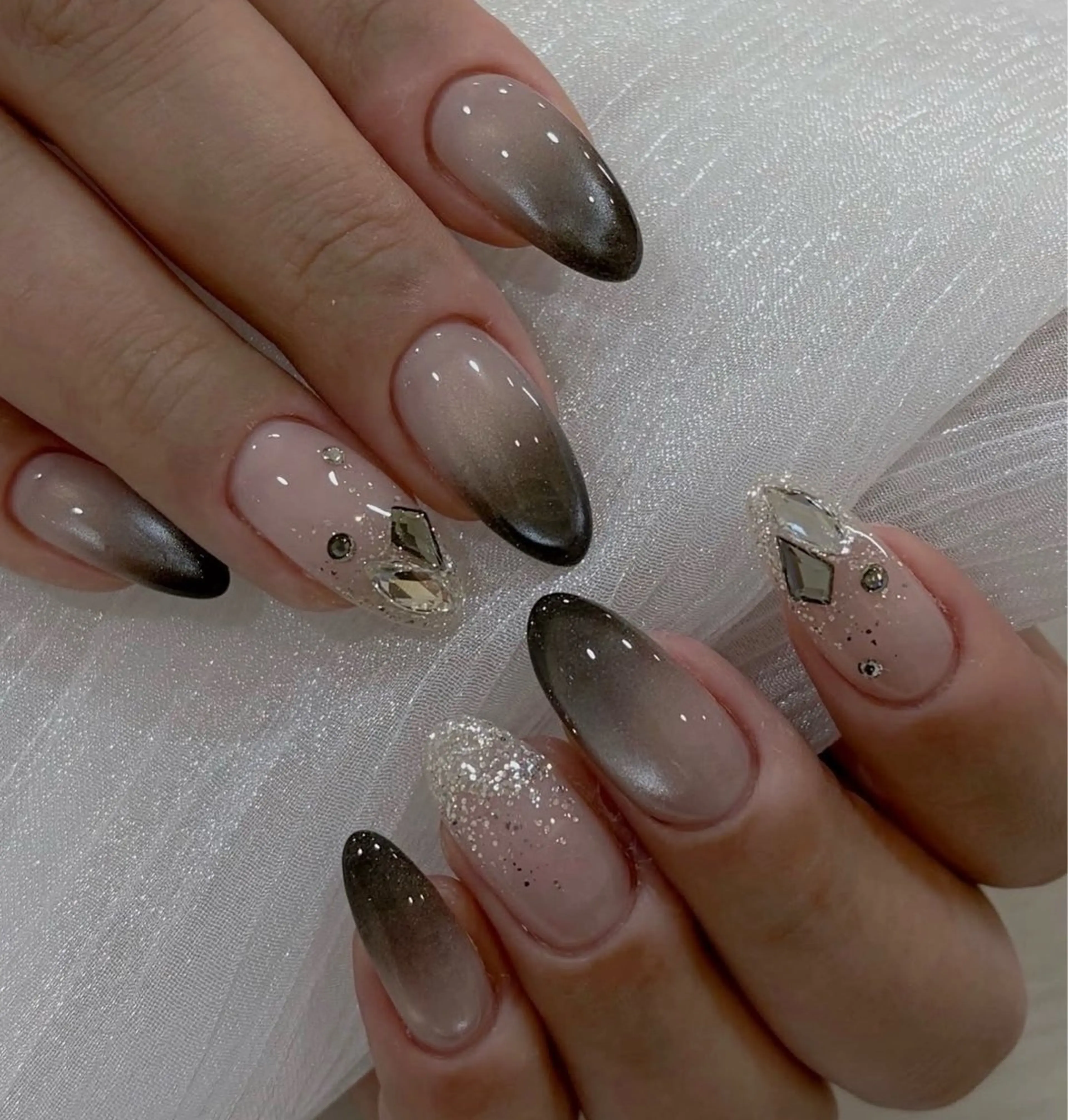 ネイル アートネイル フレンチネイル ジェルネイル ニュアンスネイル オフィスネイル ハンドネイル Ryunail所属・Ryu Nail NekoChanのネイルデザイン