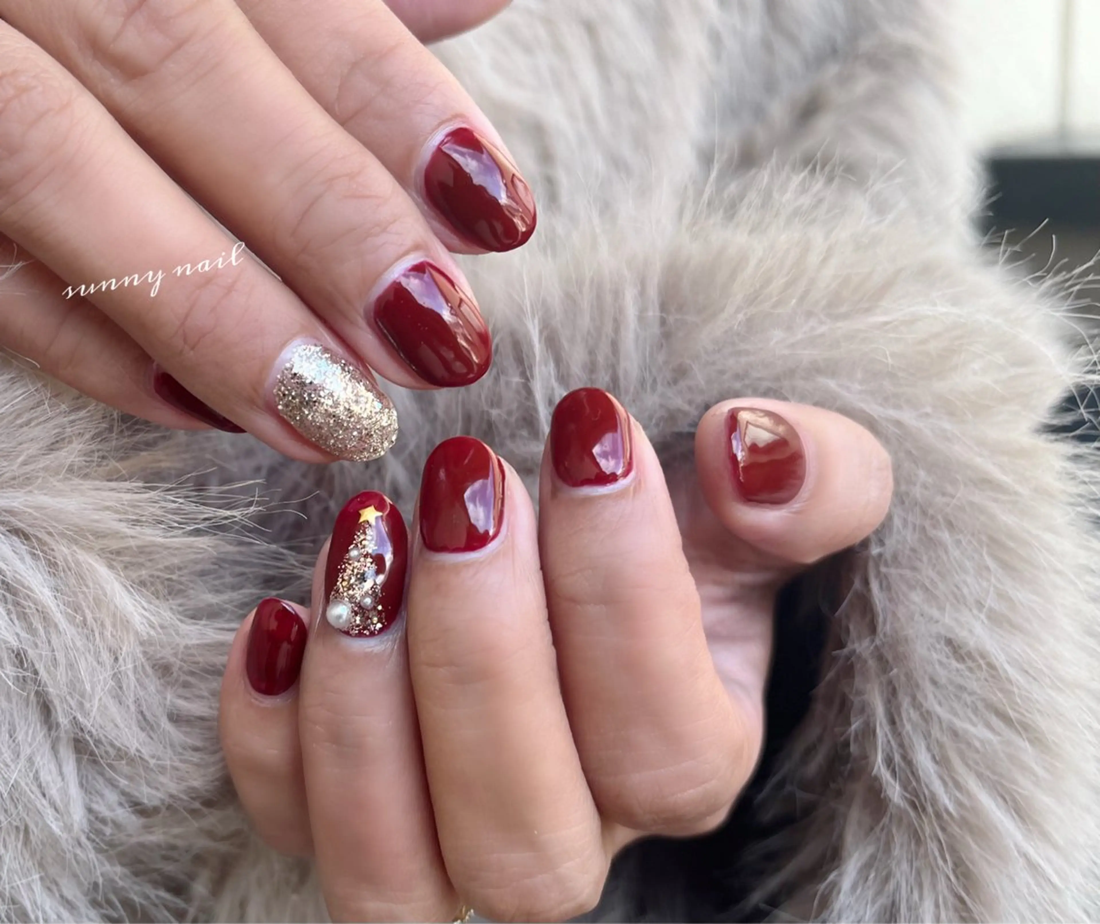 ネイル ボルドー ゴールド 冬ネイル クリスマス sunny nailのネイルデザイン