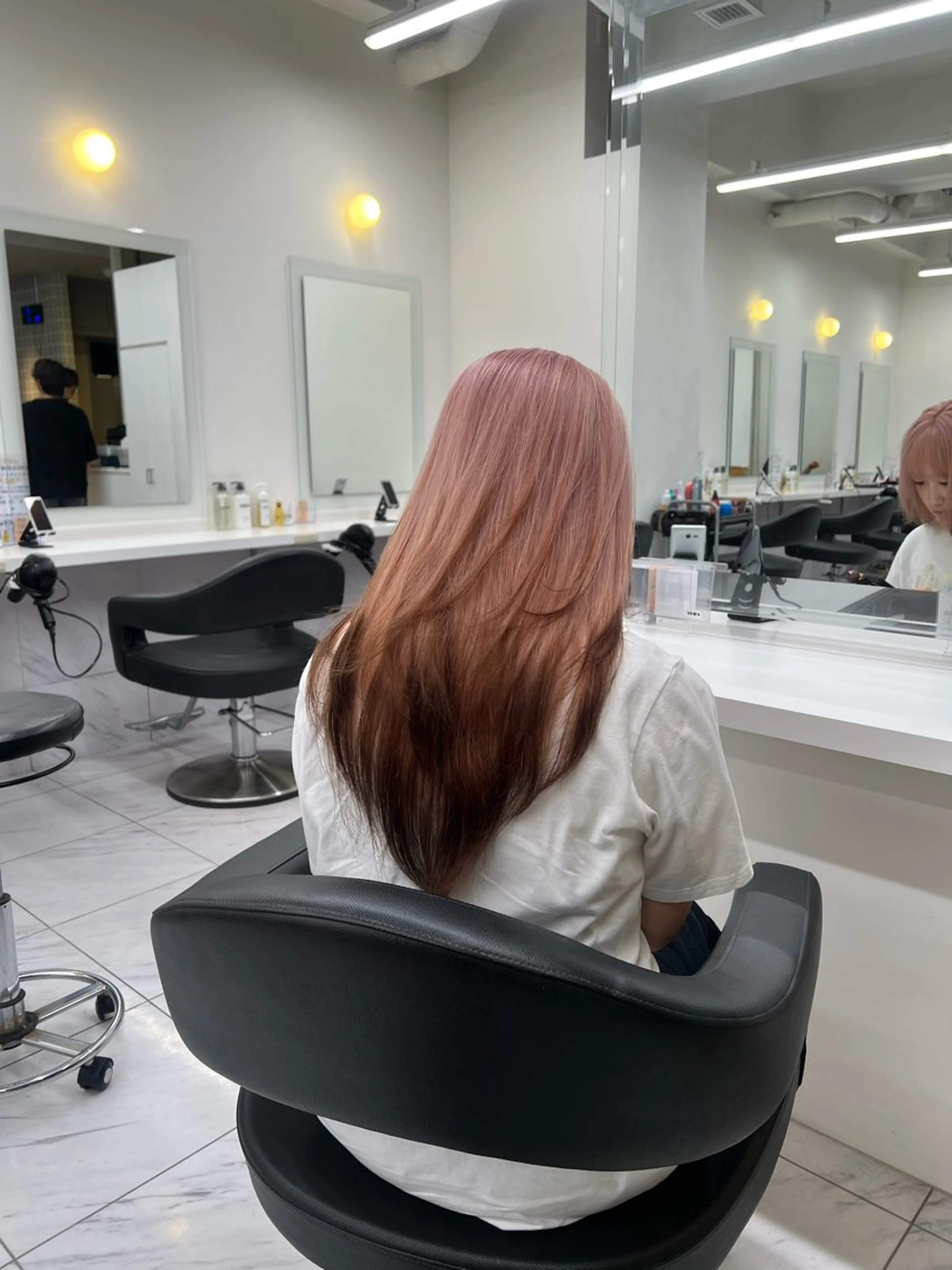 ロング カラー ヘアカラー 韓国レイヤーカット /REIのヘアスタイル