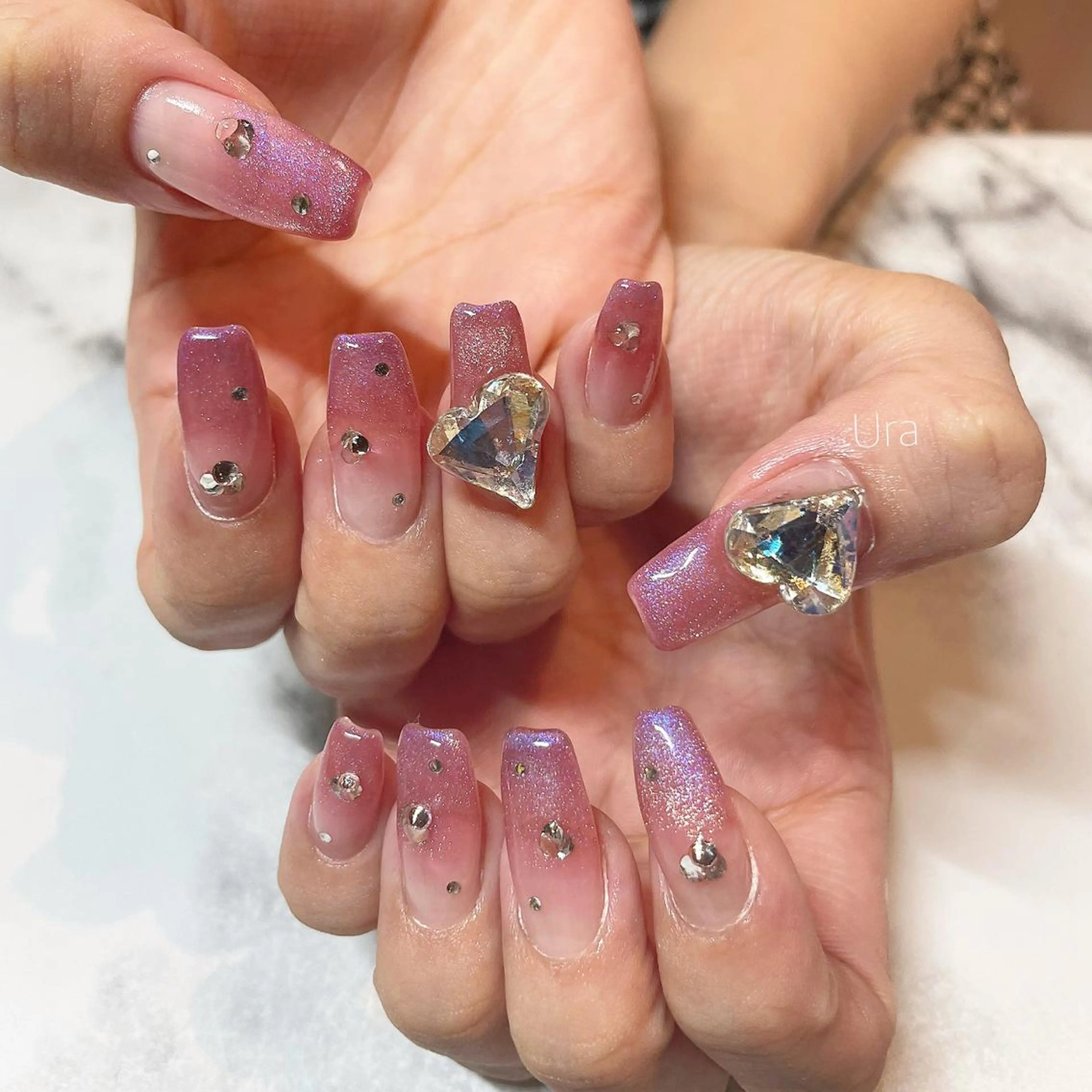 ネイル ハート ハンドネイル UrakoNail 《nail》のネイルデザイン