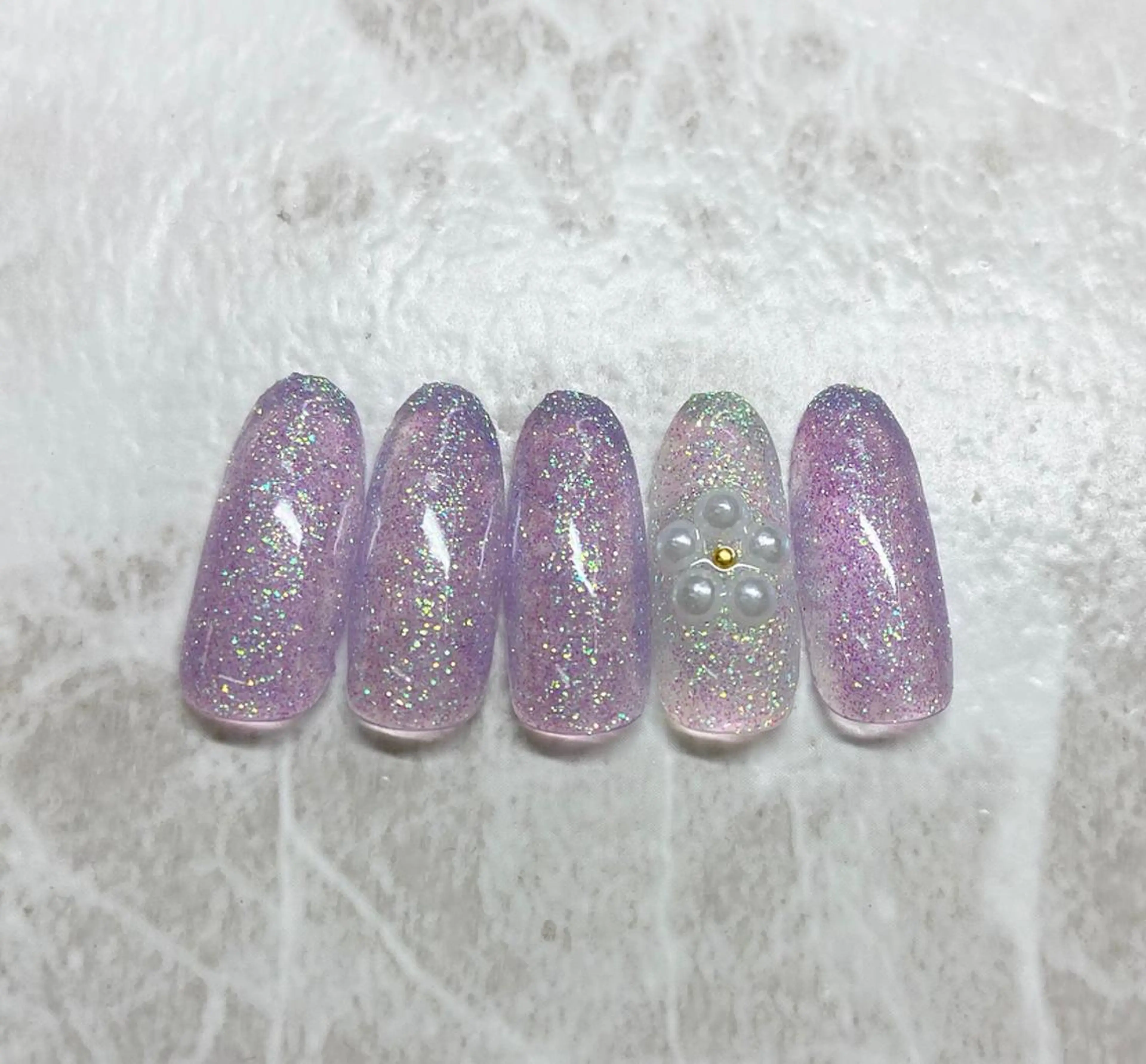 ネイル アートネイル グラデーション ラメ(グリッター) ラメグラデーション ワンカラーネイル 🧸熊谷 かほ🧸のネイルデザイン