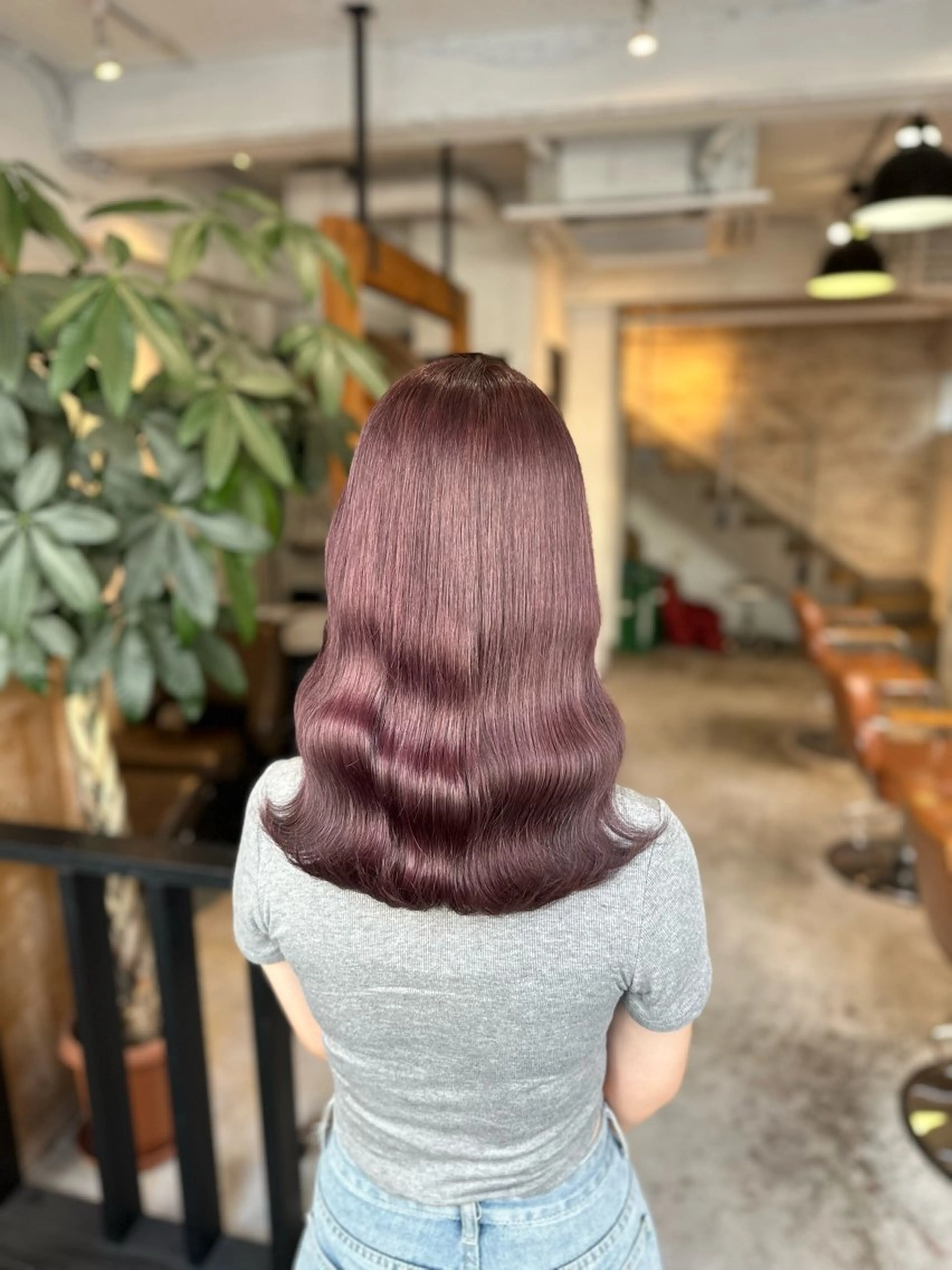 セミロング ヘアカラー PARIS hair salon所属・秋葉原　柏木絢汰 ✨当日予約okのヘアスタイル