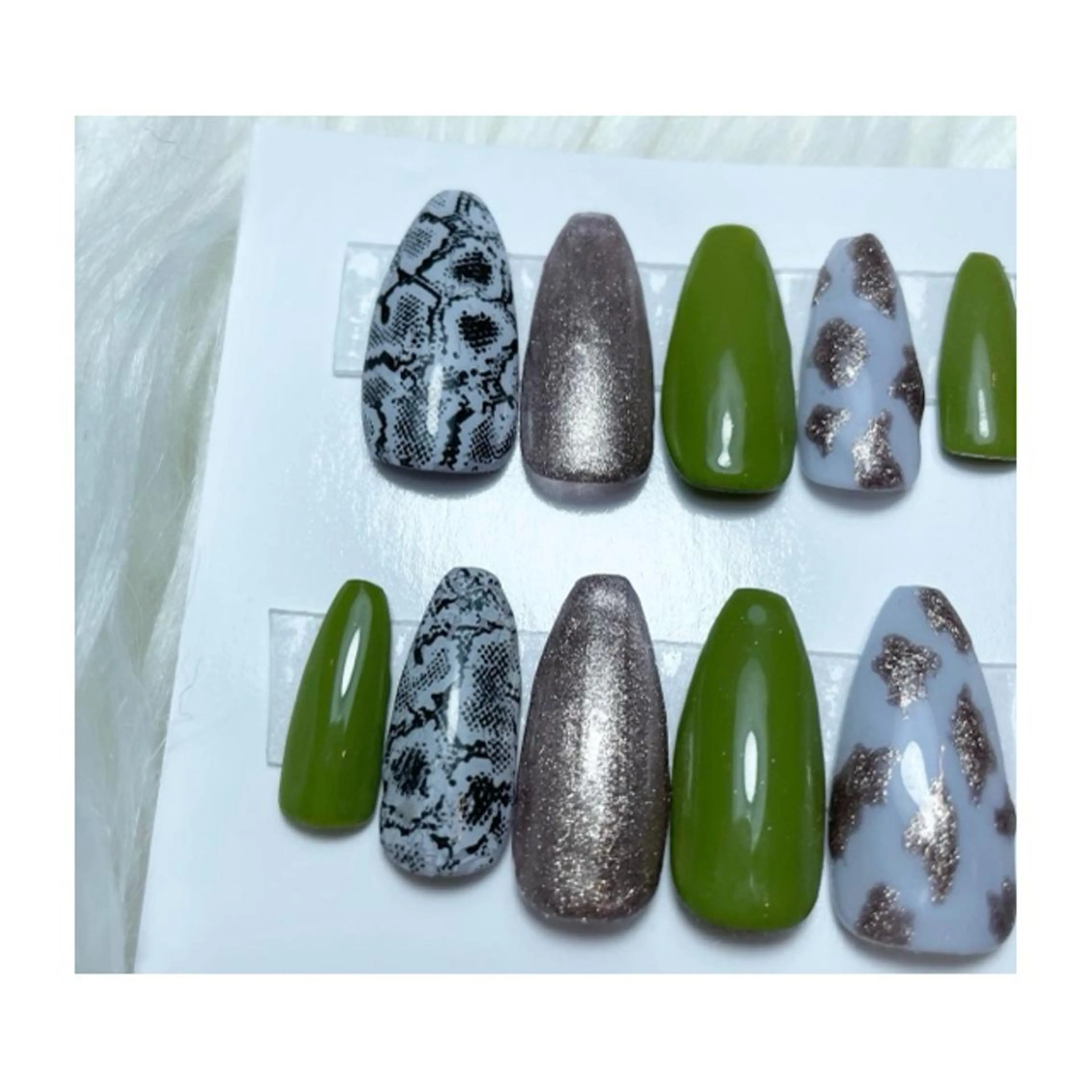 ネイル 駒月 明日香の眉毛・アイブロウイメージ