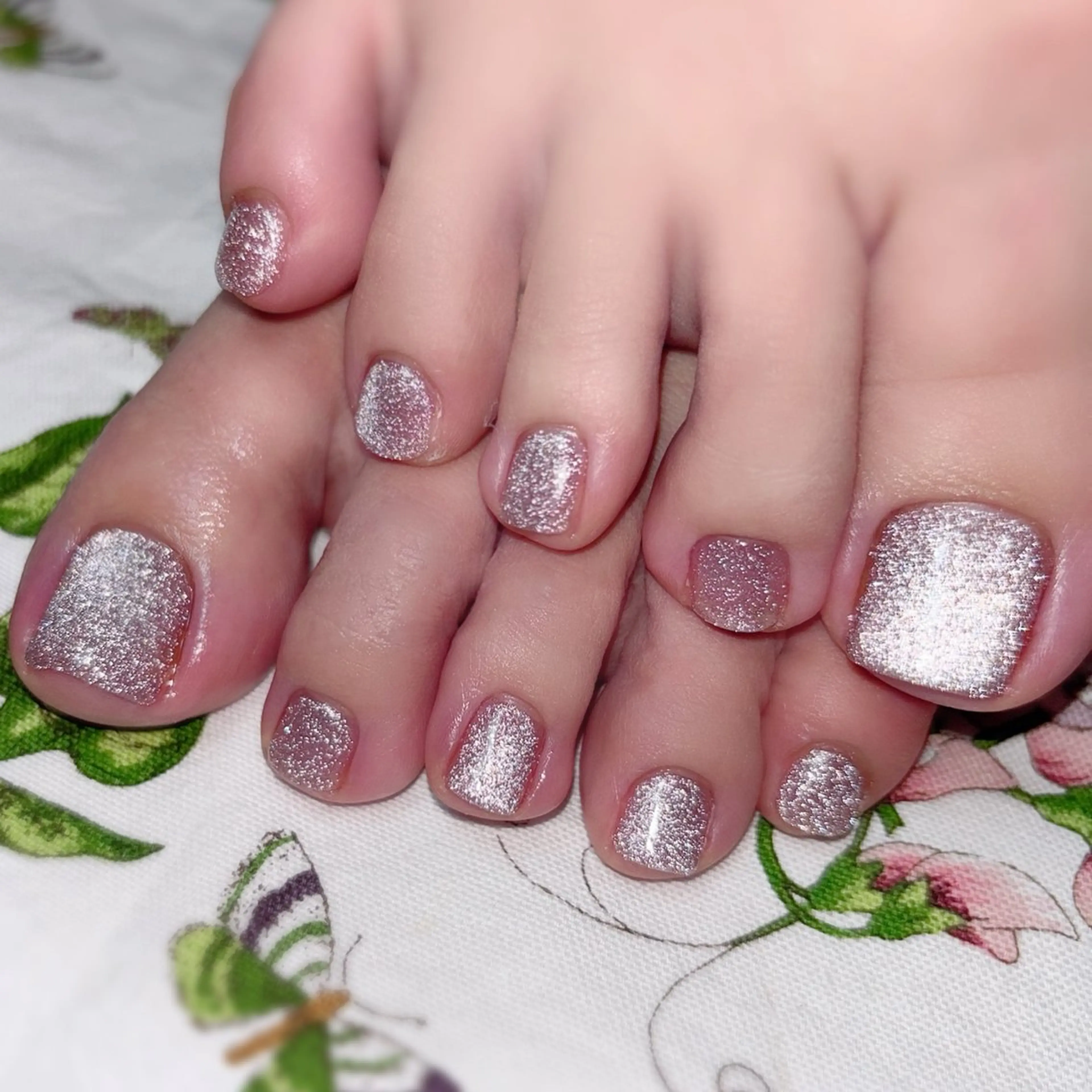 ネイル サンネイルズトーキョー所属・Sun Nails Tokyo大網白里のネイルデザイン