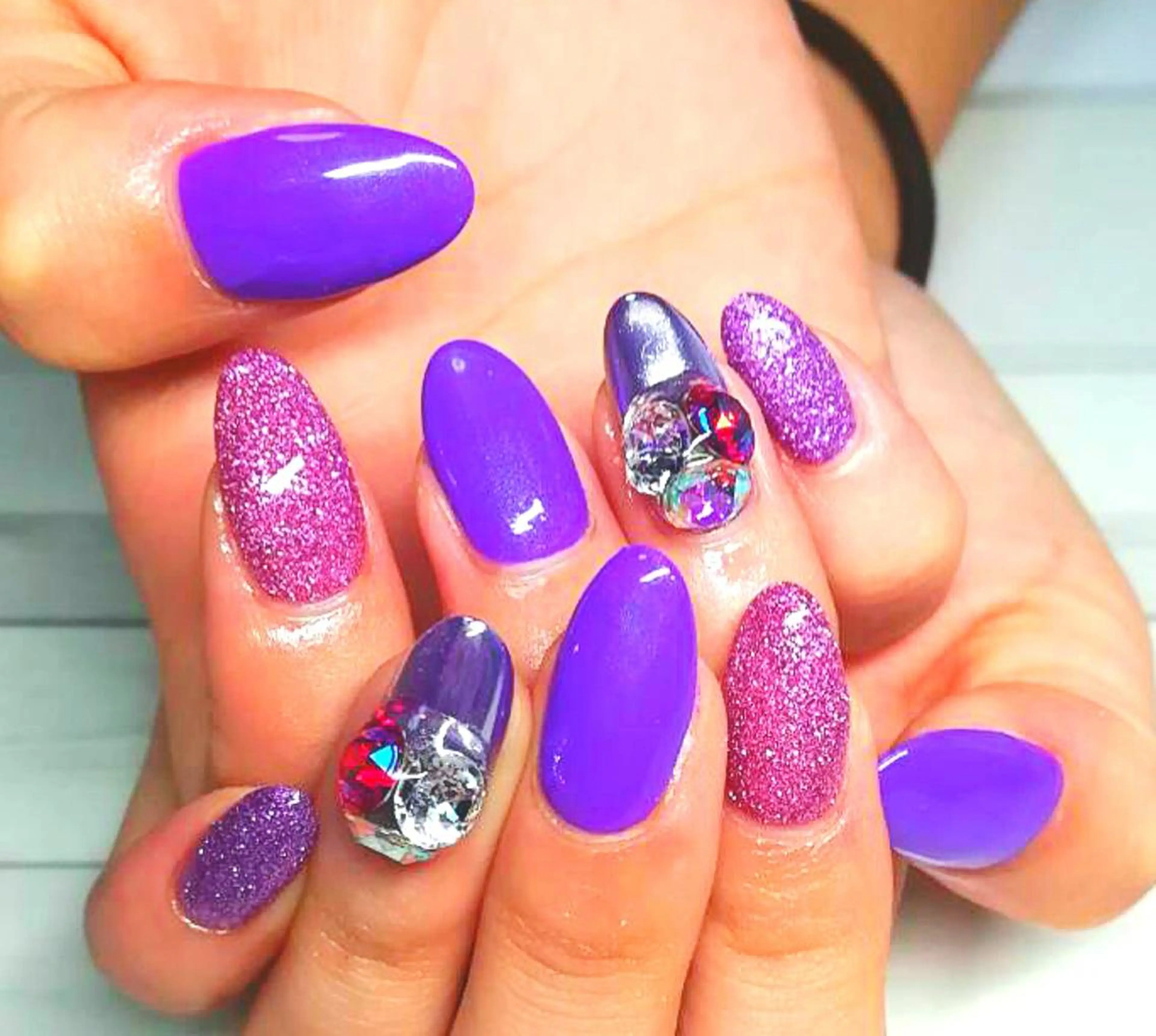 ネイル Li'leaNail AINAのネイルデザイン