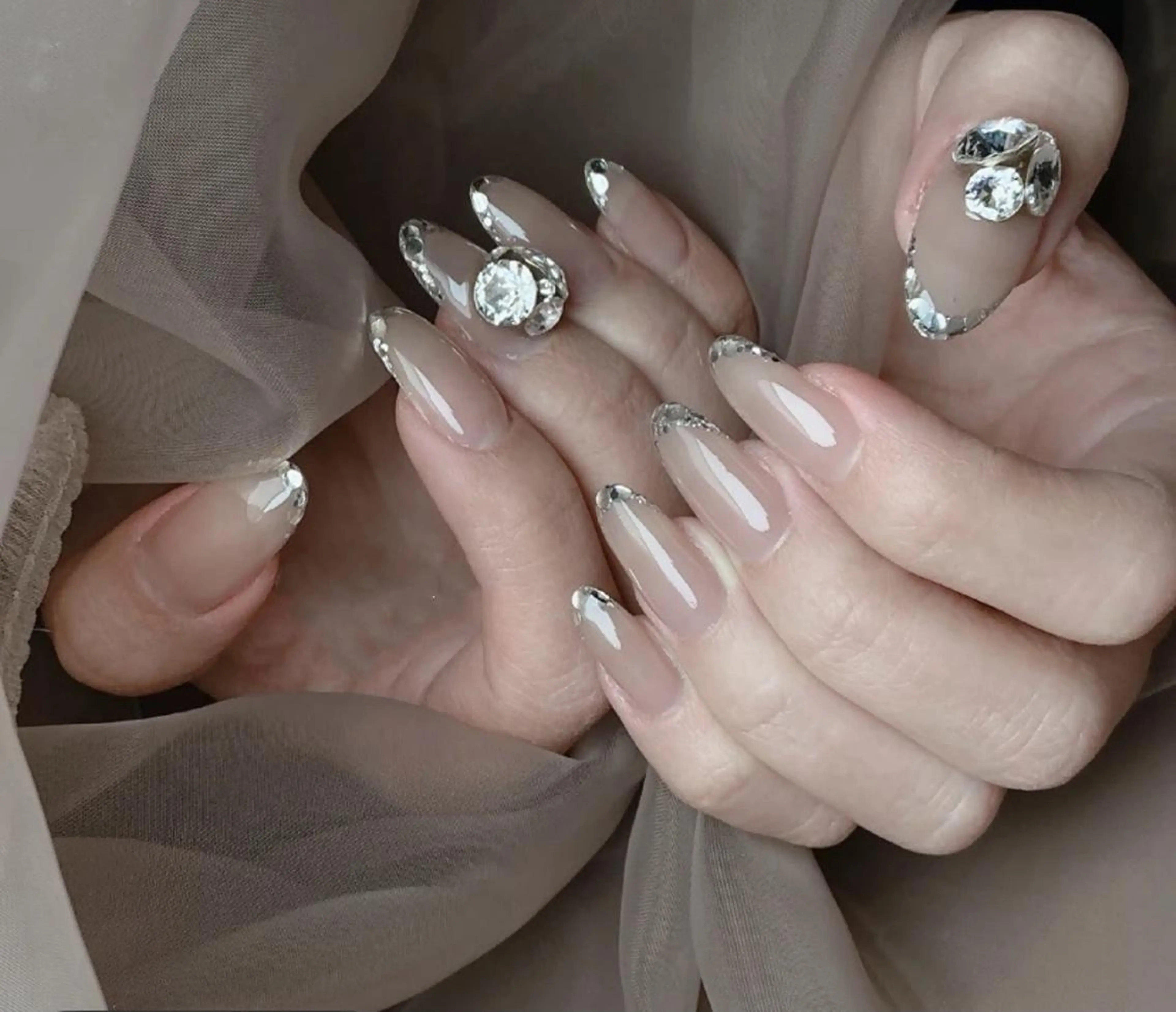 ネイル ハンドネイル フットネイル ハンドケア 閨匠 ビューティサロンのネイルデザイン