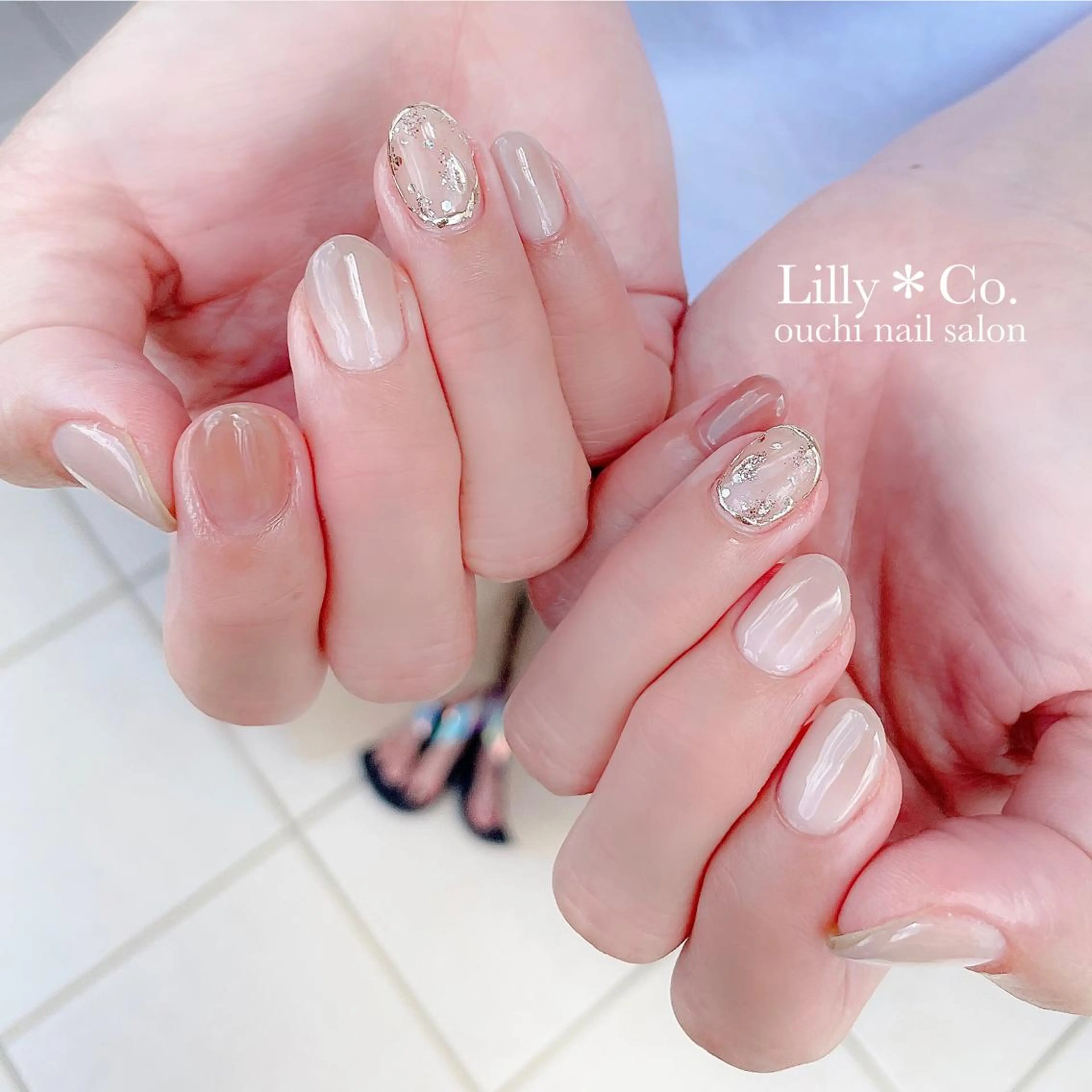ネイル ドット ニュアンスネイル オフィスネイル ハンドネイル ハンドケア Lilly Co.のネイルデザイン