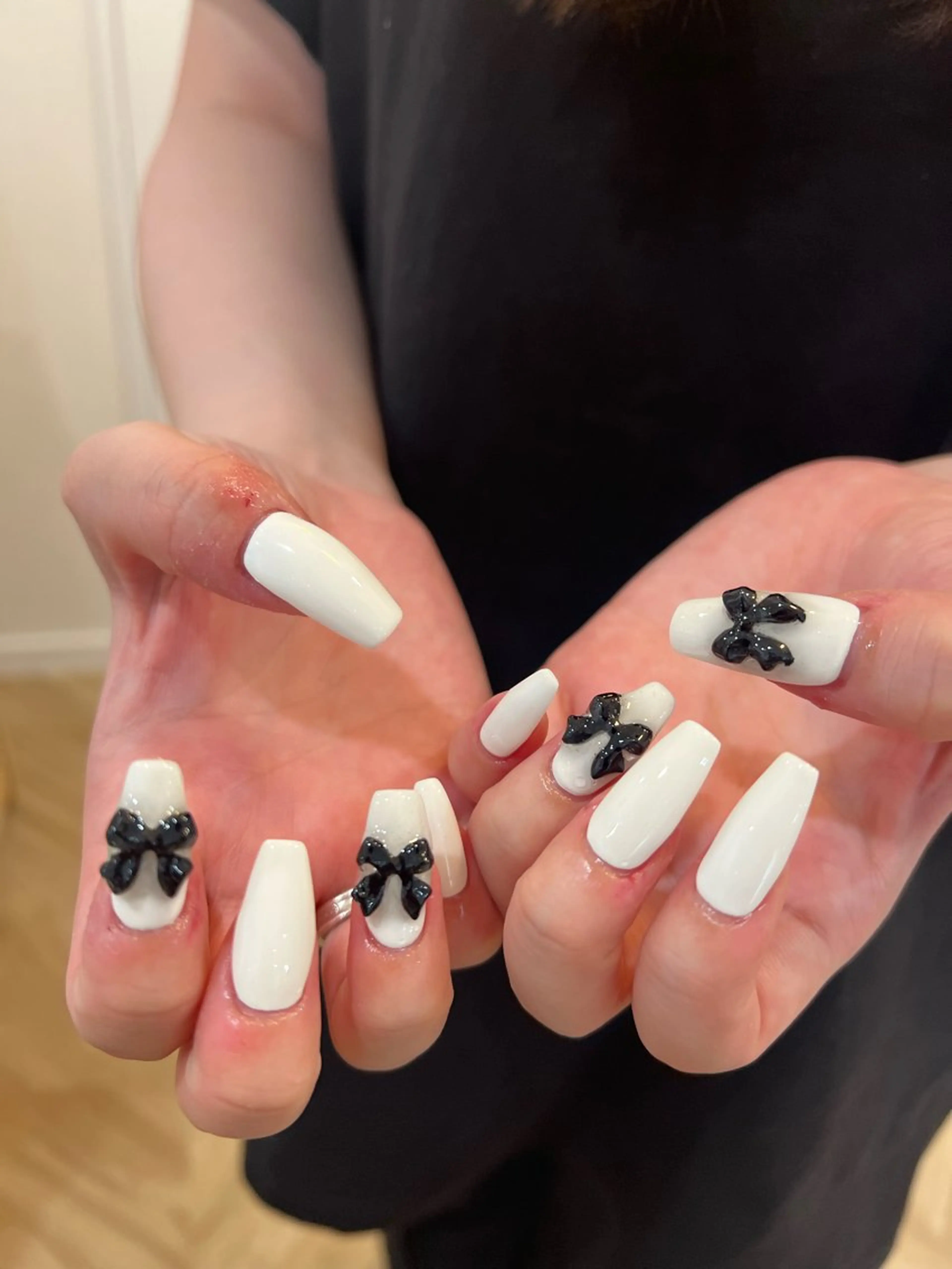 ネイル ハンドネイル フットネイル ハンドケア Nes.Nail所属・Miyagi Asamiのネイルデザイン