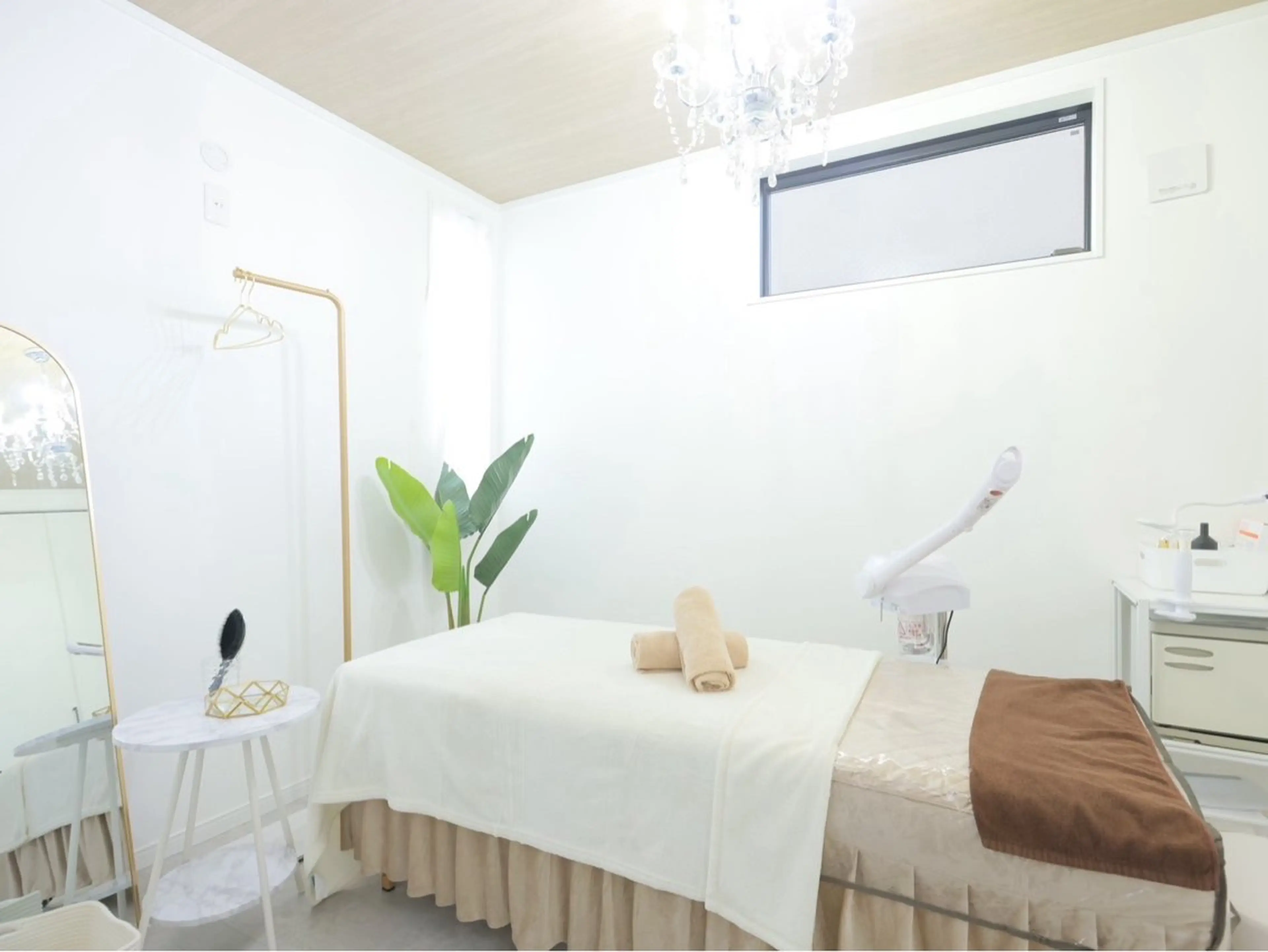 毛穴・ニキビケア　ハーブピーリング【肌管理専門店】WHITE AQUA鳳店所属・ホワイトアクア 鳳店のエステ・リラクイメージ