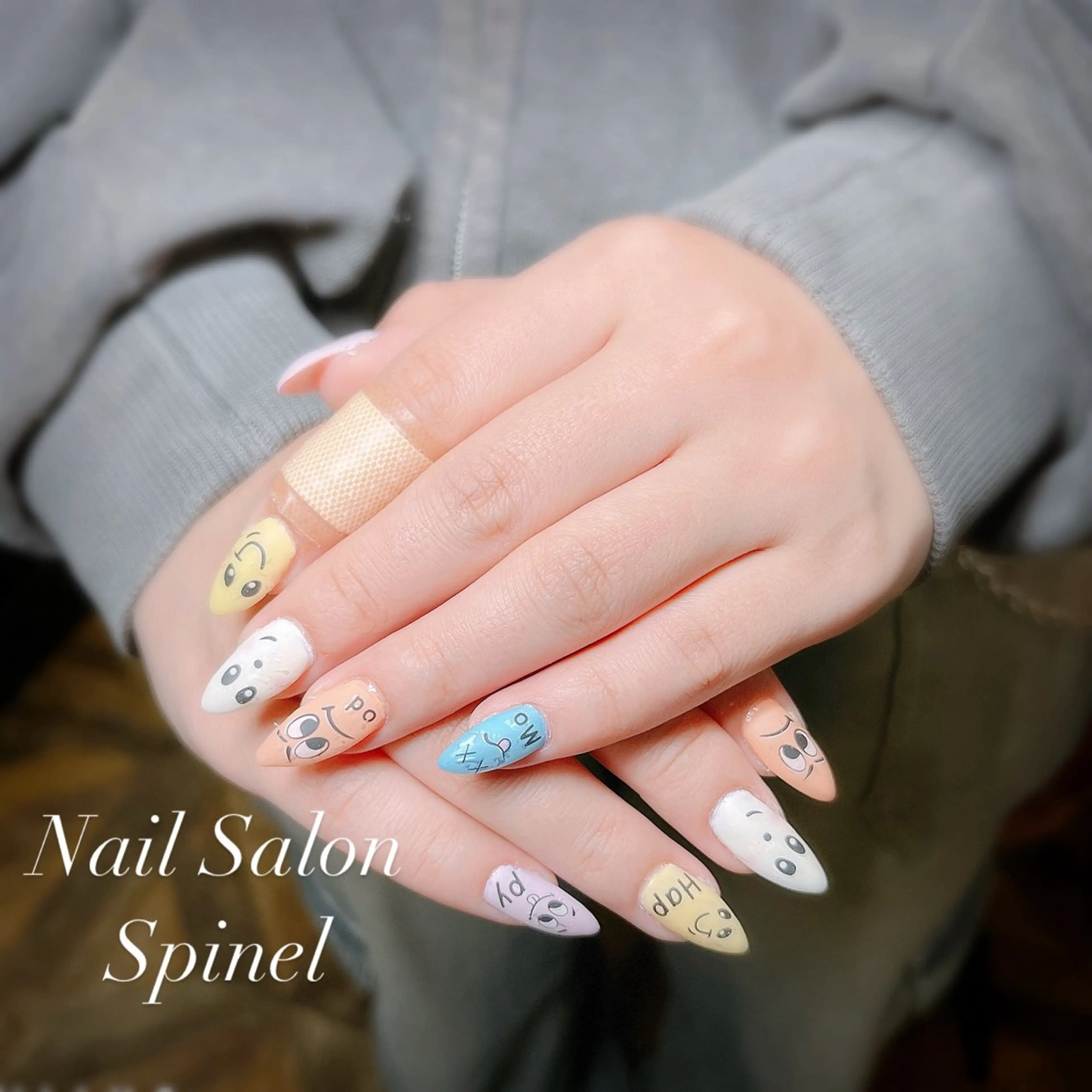 ネイル 杉山 千秋のネイルデザイン