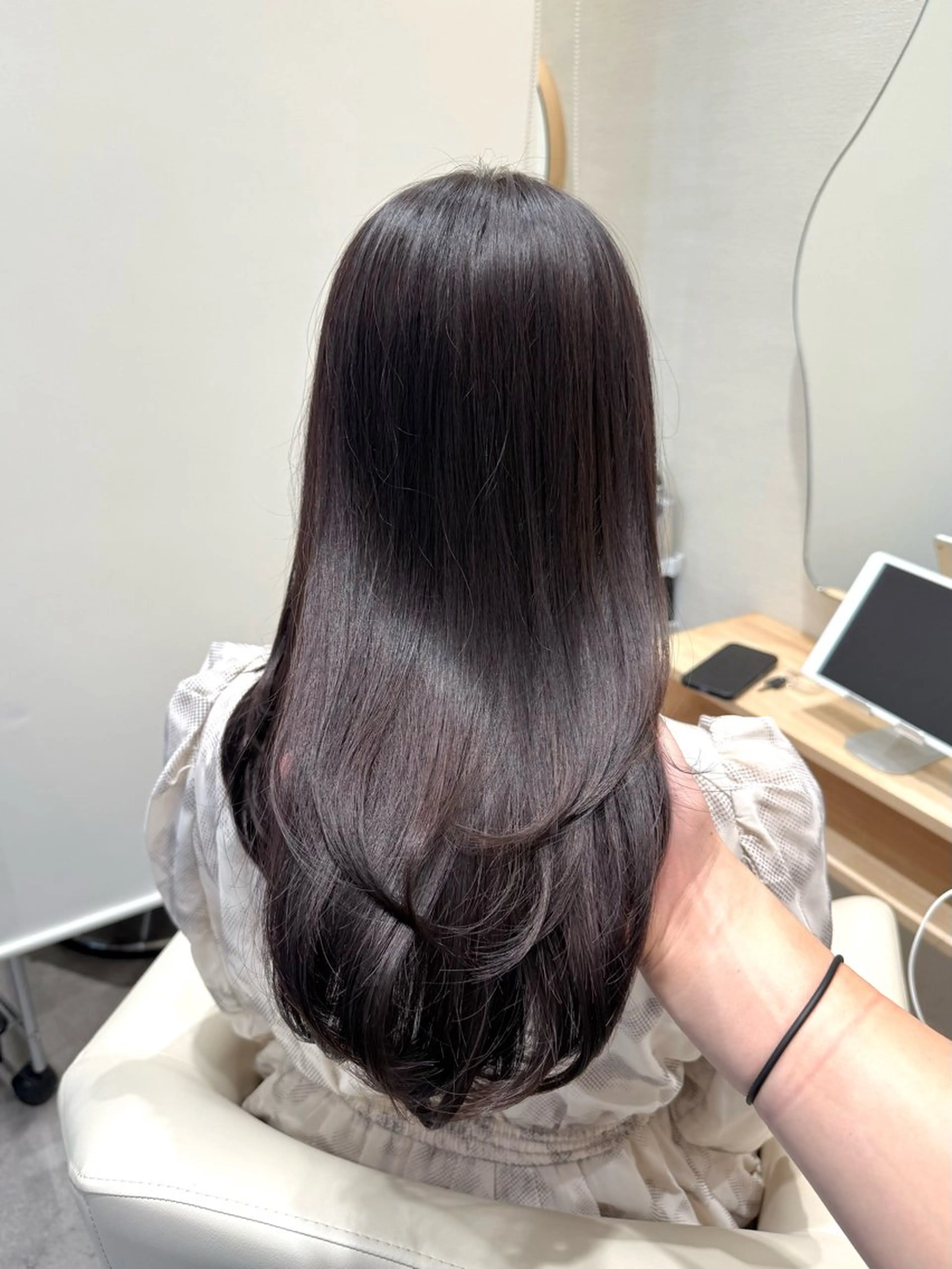 ミディアム カラー ブリーチ グレージュ ラベンダーカラー ラベンダーグレージュ ラベンダーグレー カット ヘアカラー トリートメント LUMO所属・矢野 晃平のヘアスタイル