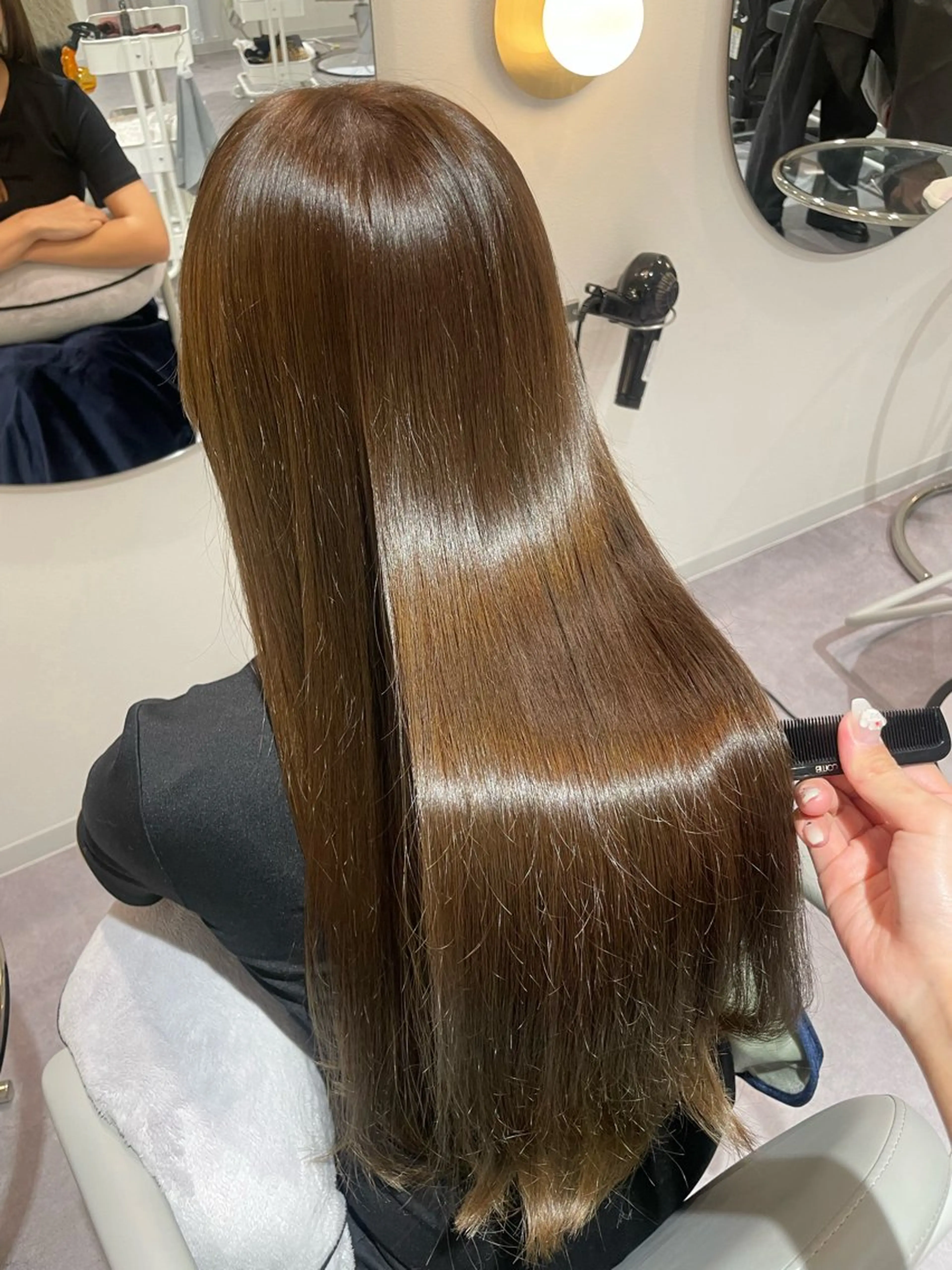 ロング 廣岡 采音のヘアスタイル