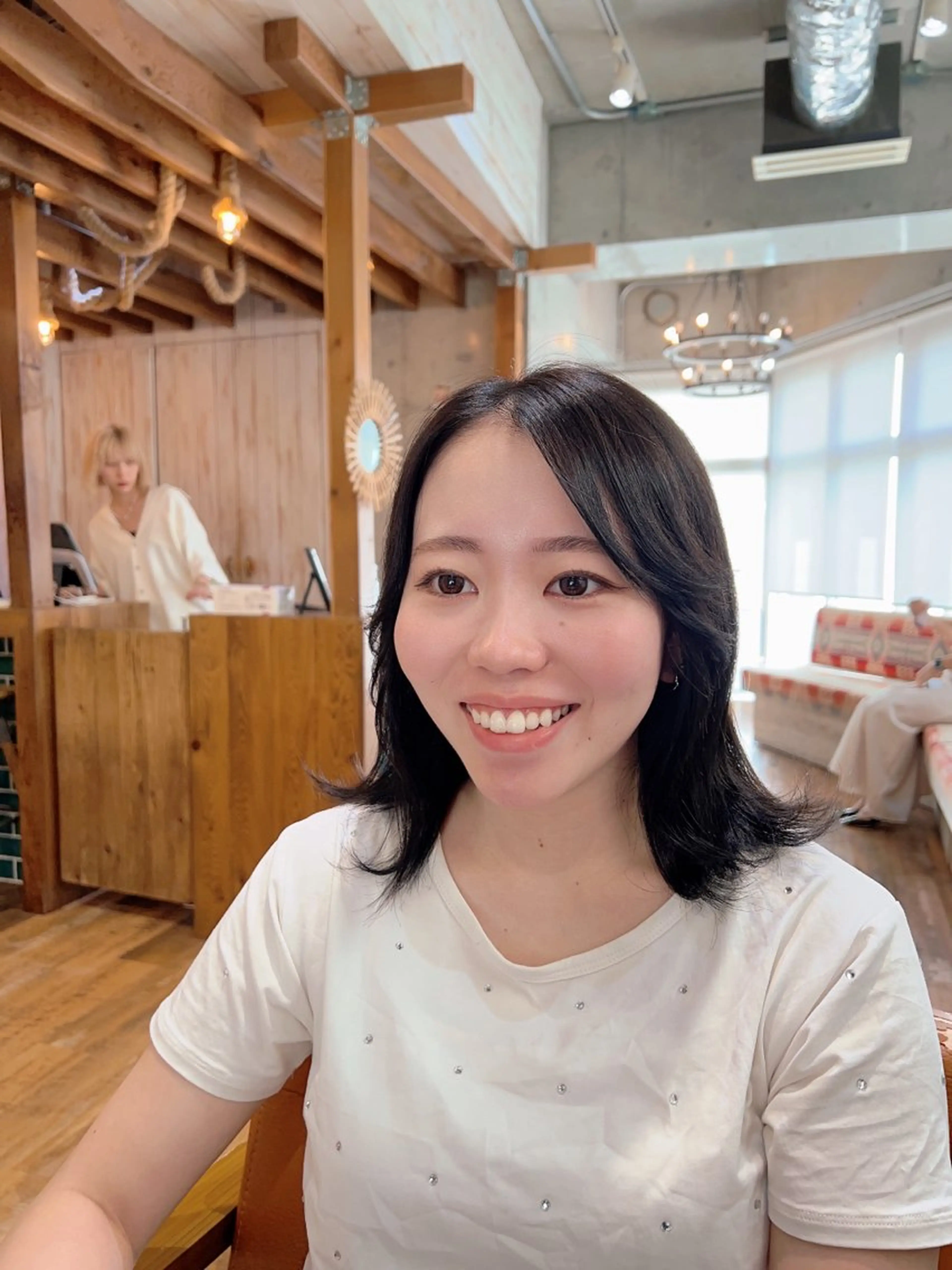 セミロング カラー 🎨デザイン🥇 美髪・艶髪　日暮千敬のヘアスタイル