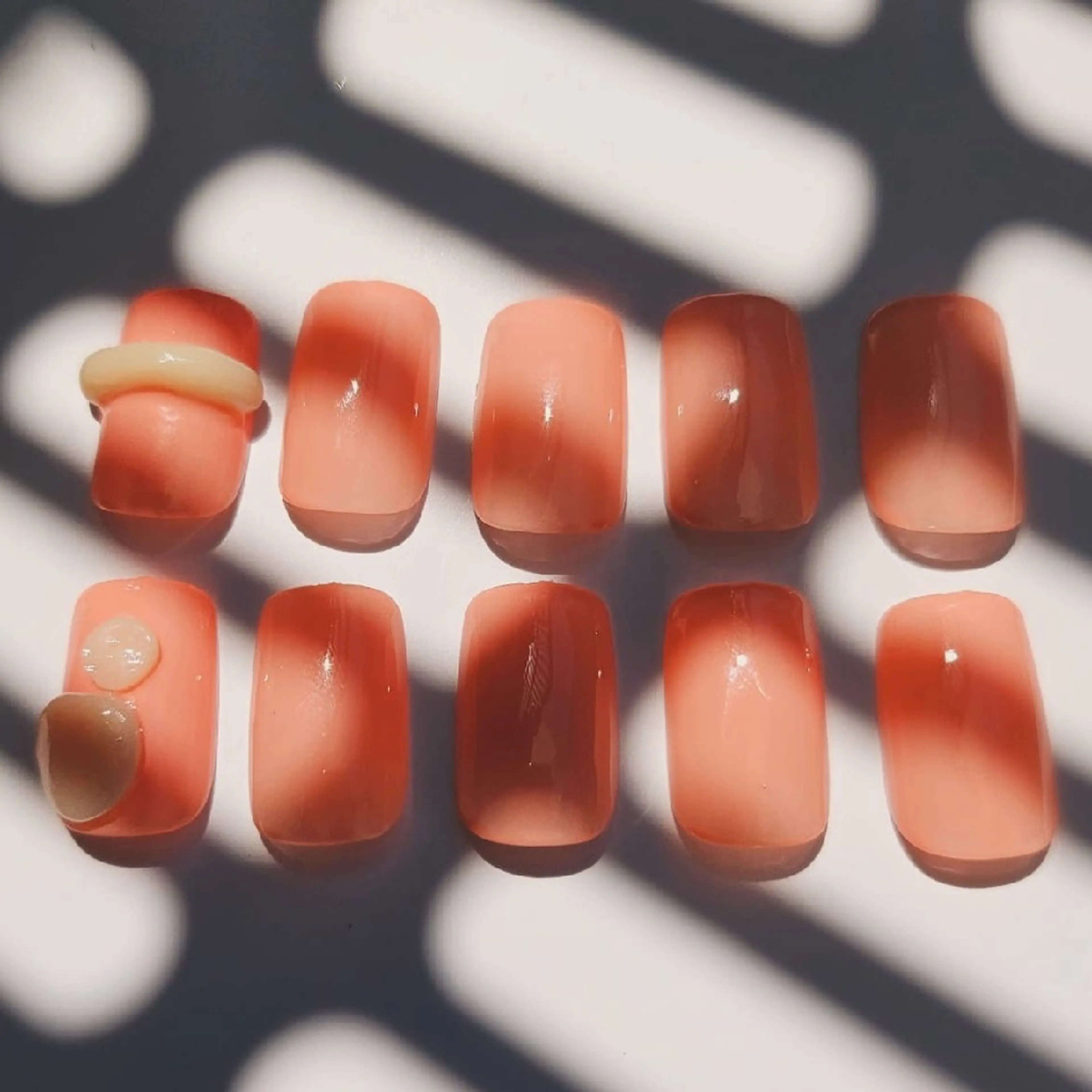 ネイル emust.nail   のネイルデザイン