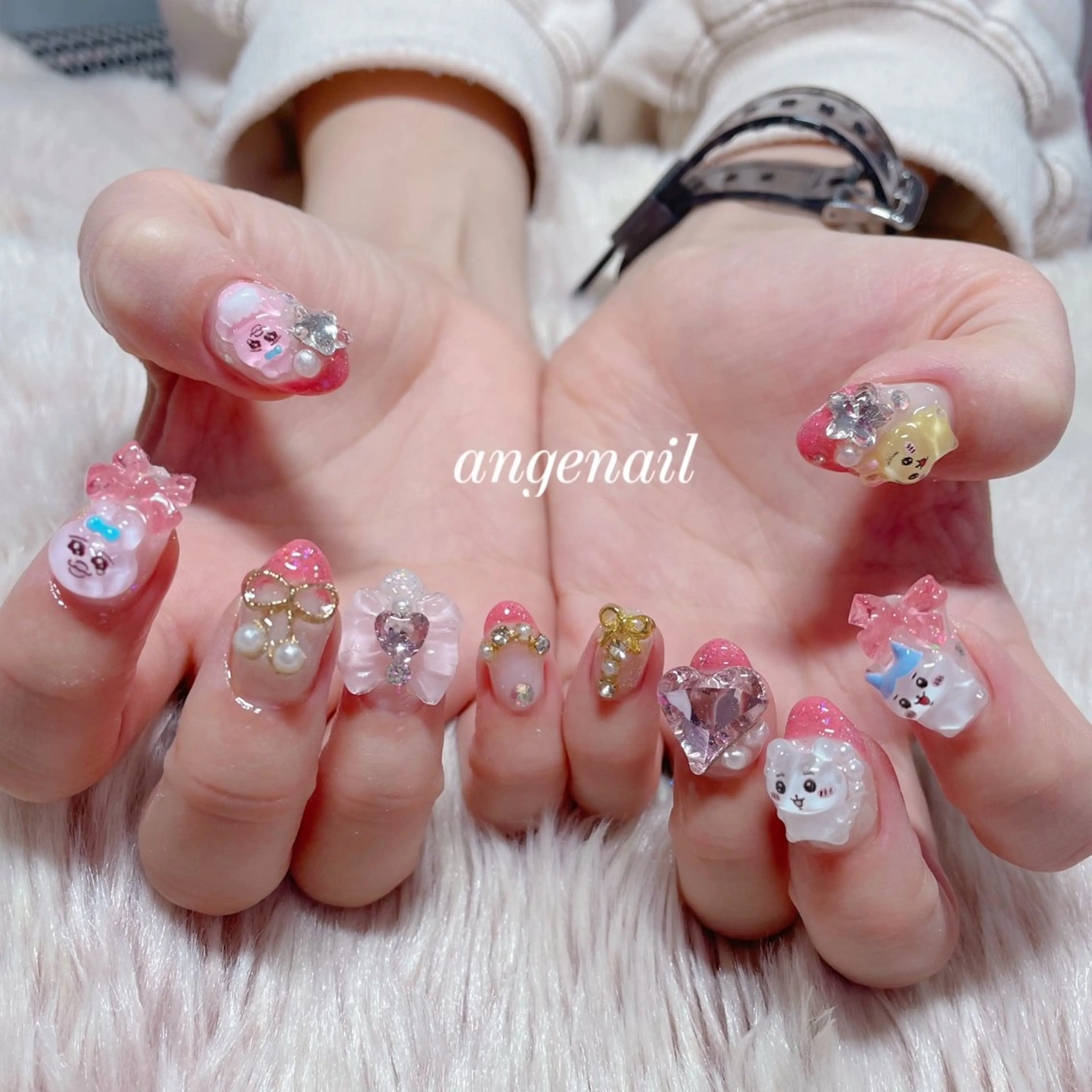 ネイル ハンドネイル オーナーネイリスト MAKIのネイルデザイン