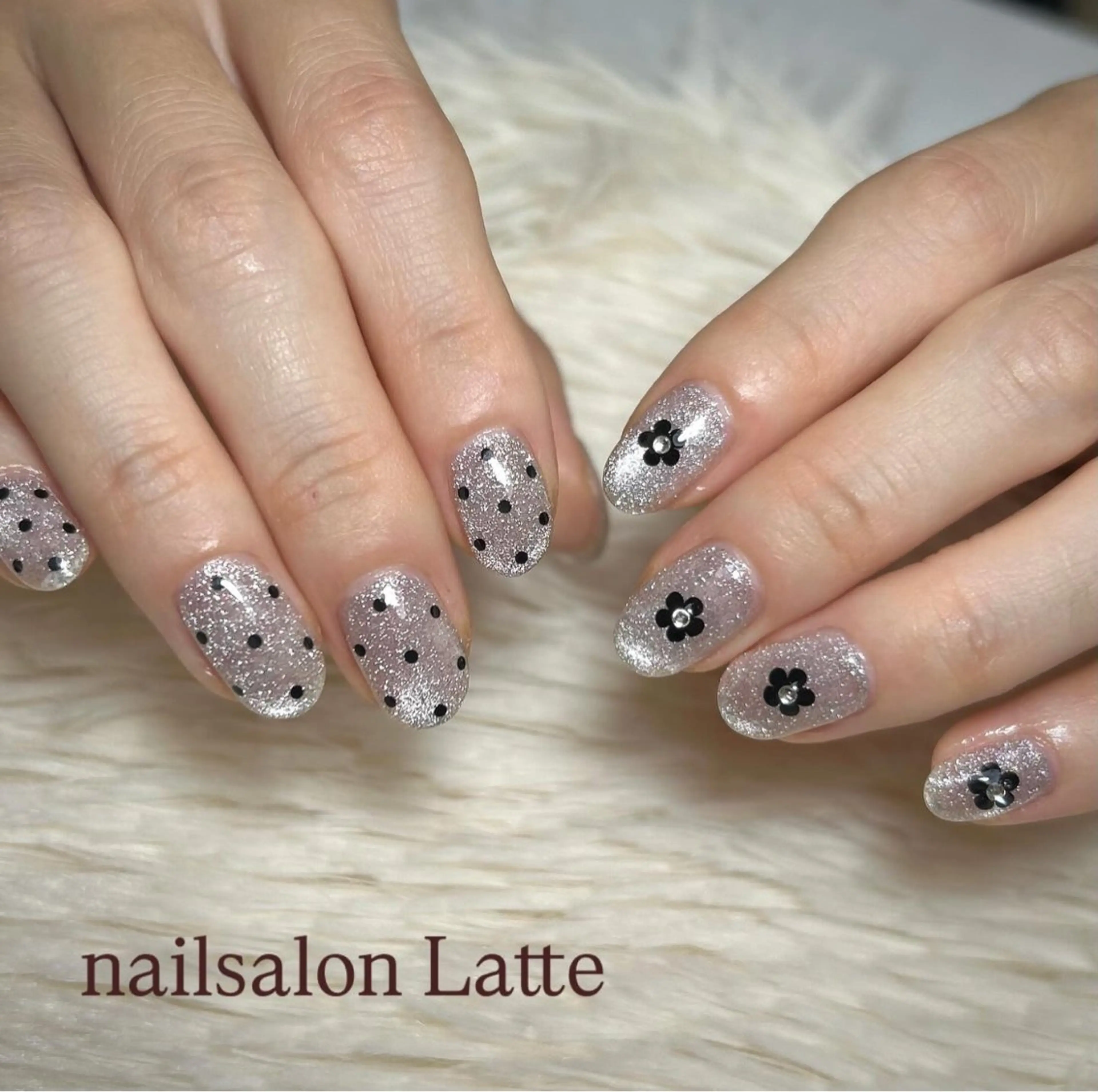 ネイル Nailsalon Latteのネイルデザイン