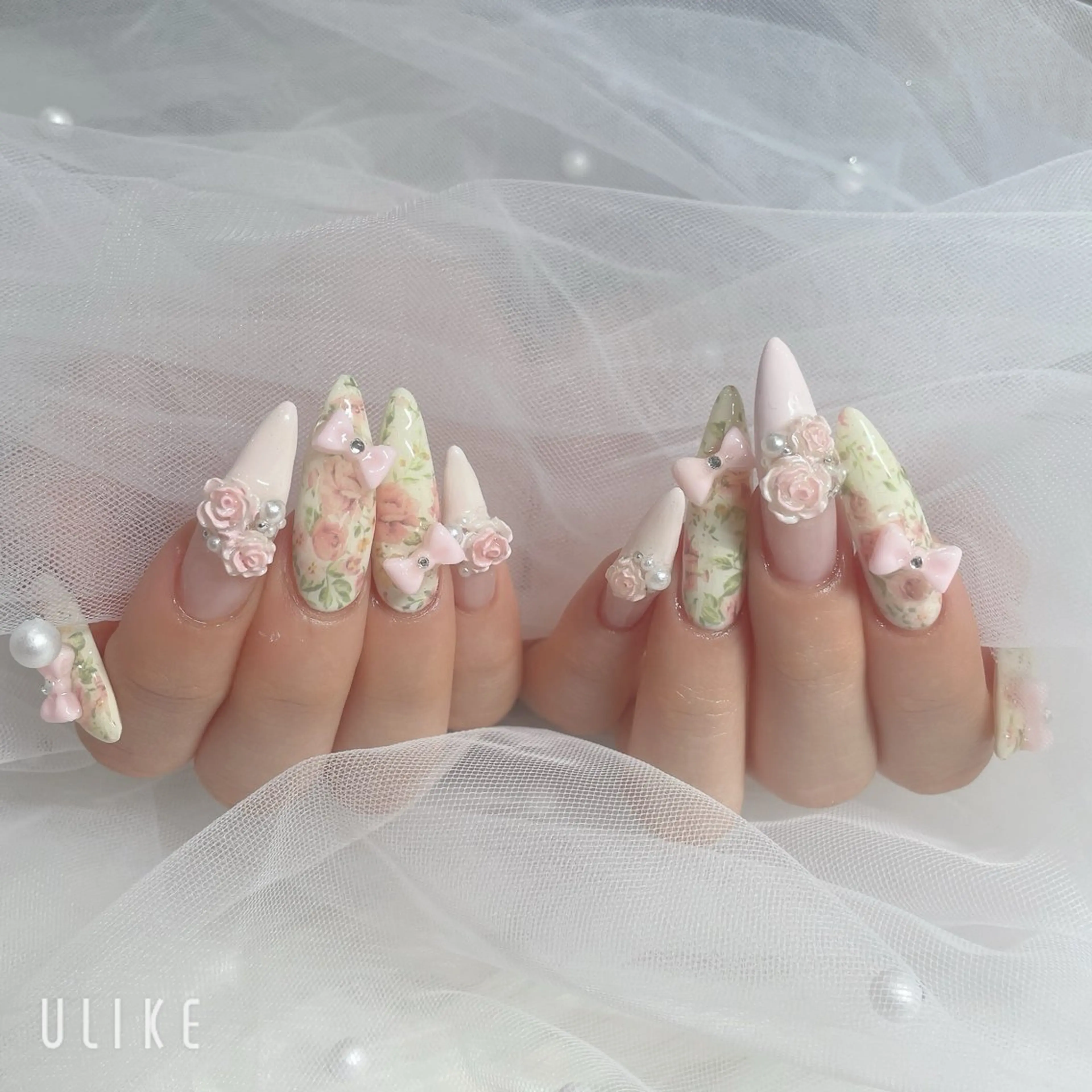 ネイル pourtoi立川 miharuのネイルデザイン