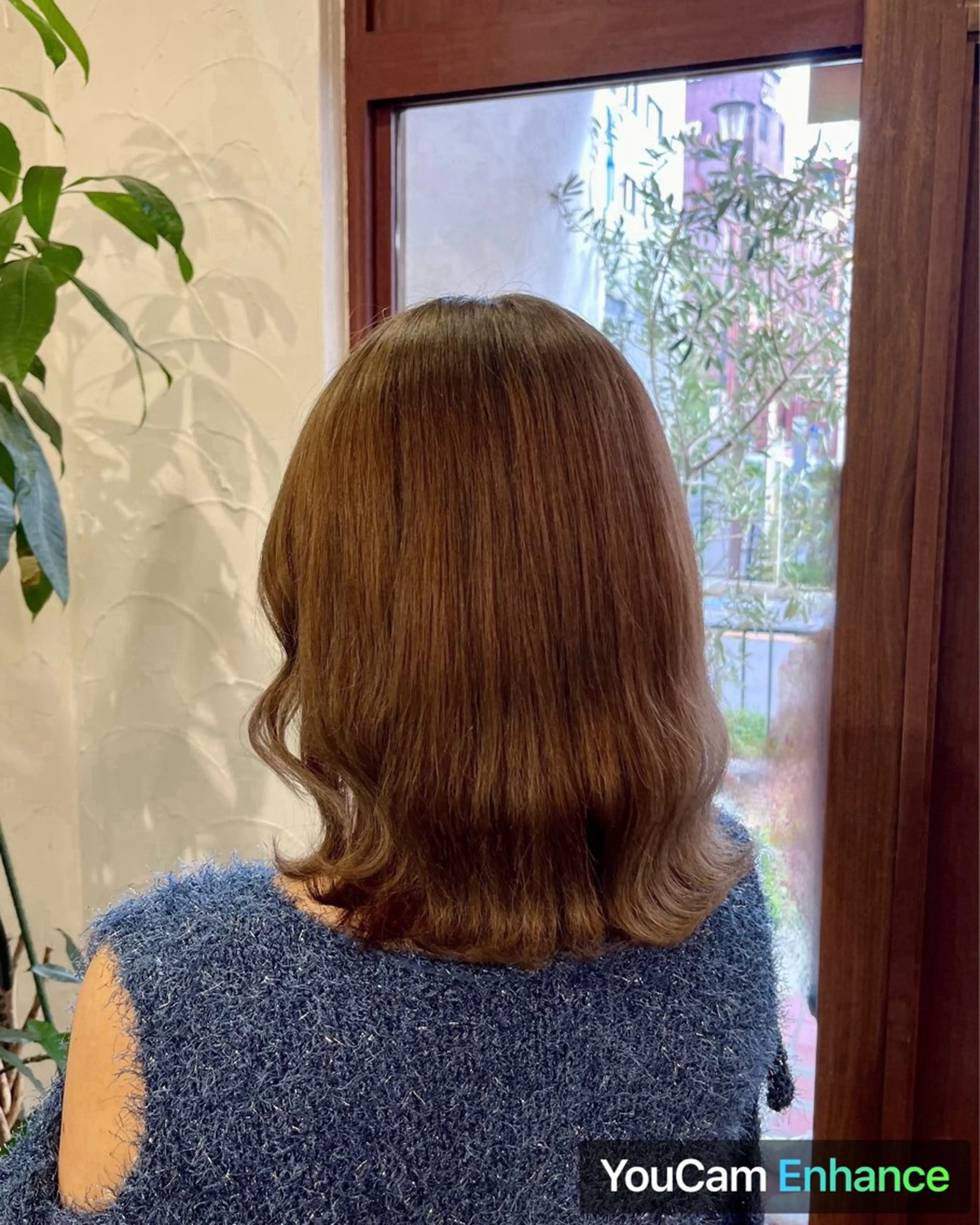 ミディアム 角田 満帆のヘアスタイル