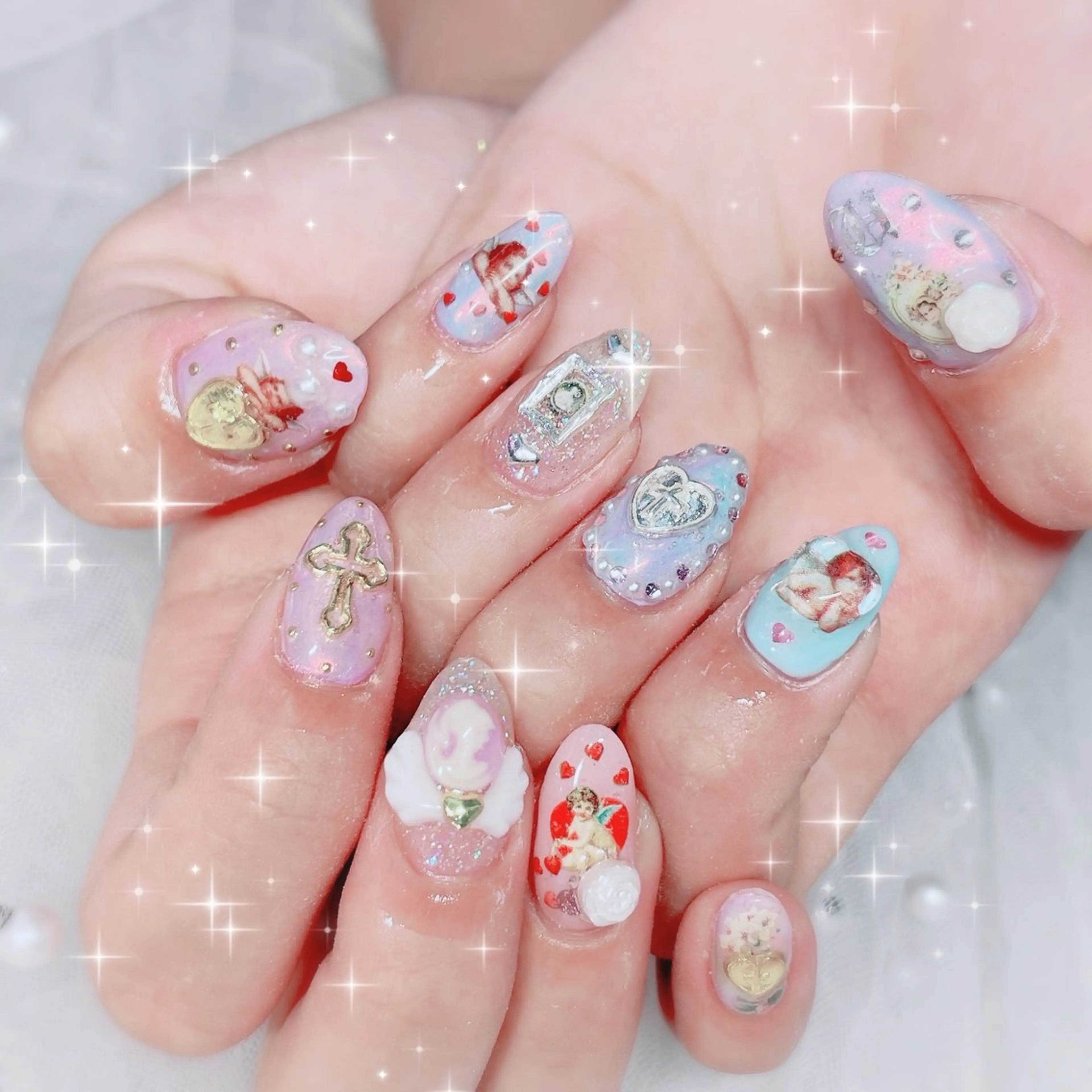 ネイル フレンチネイル ジェルネイル ガラスフレンチ ハート キラキラネイル Kanoネイル 大宮店のネイルデザイン