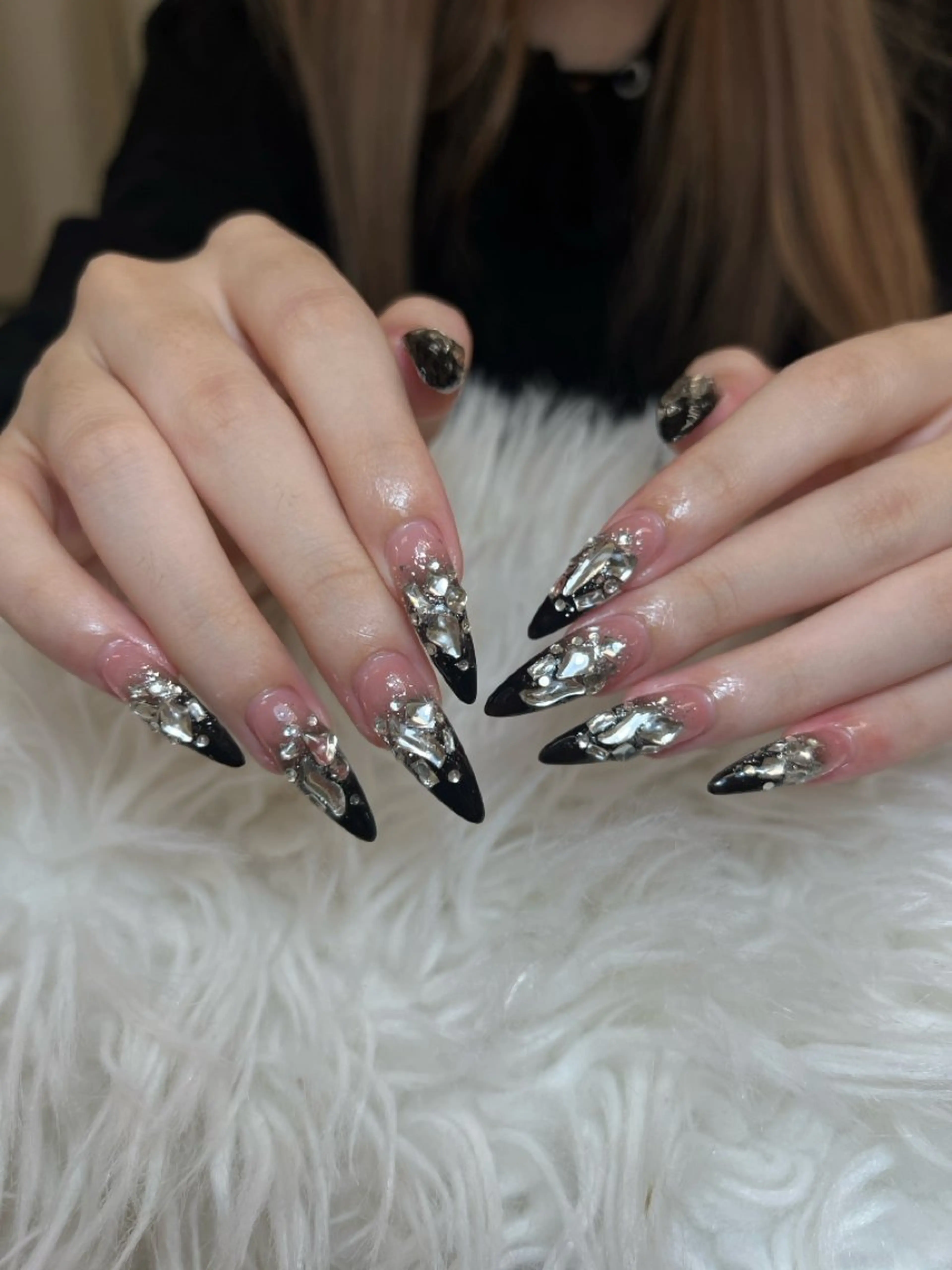 ネイル アートネイル オーロラネイル チークネイル 長さ出し フットネイル Noiranail_ studio川越西口のネイルデザイン