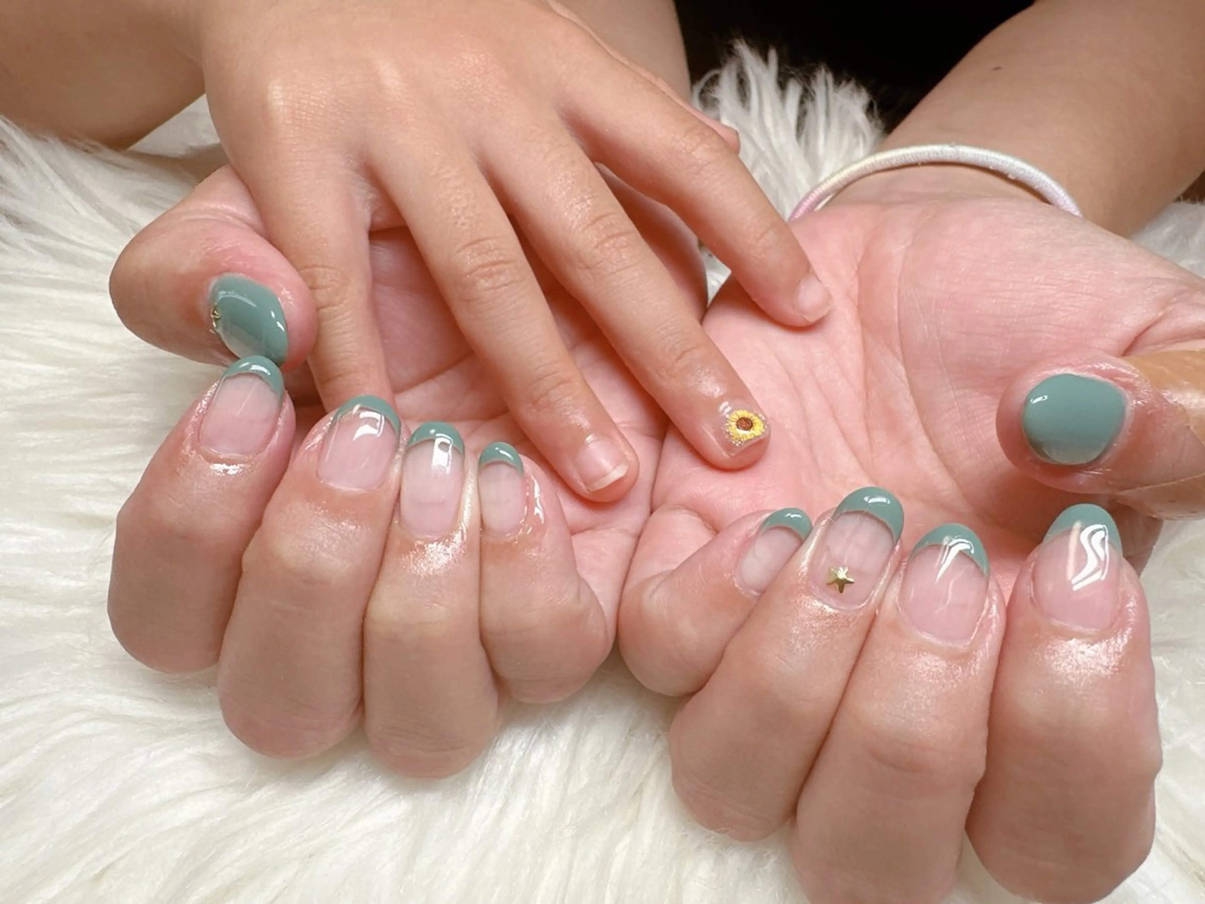 ネイル 高島 夏海のネイルデザイン