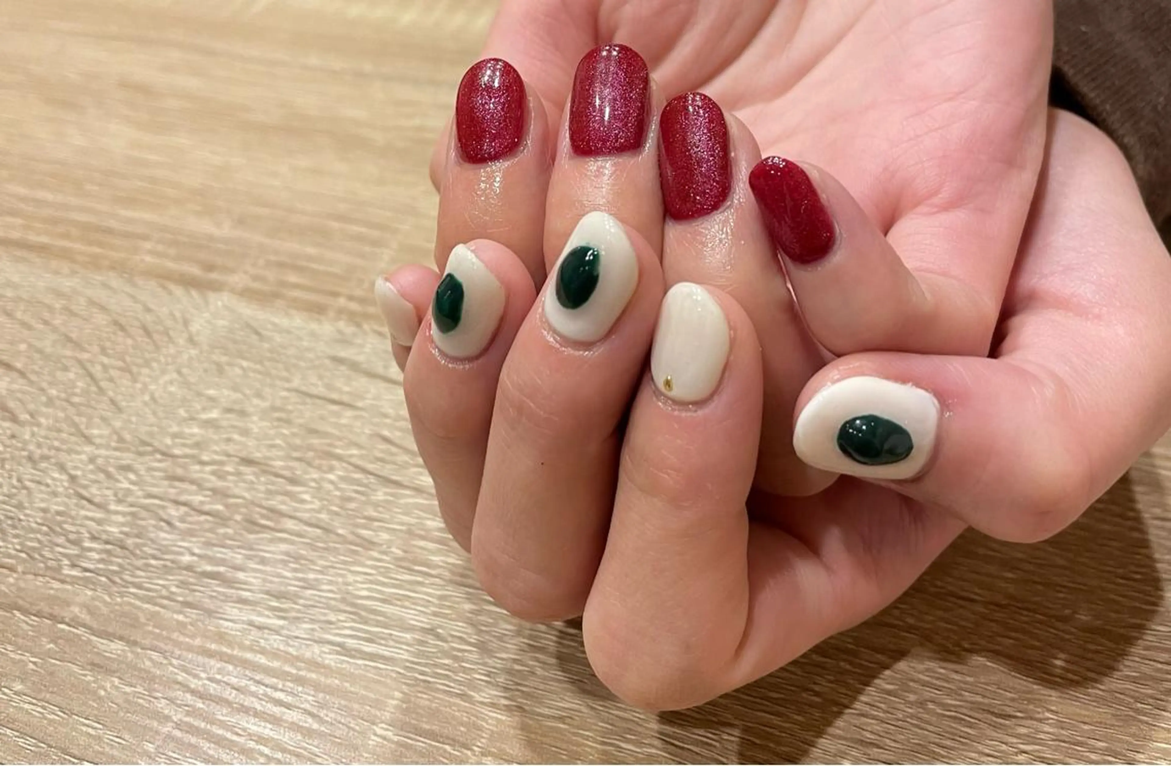 ネイル 冬ネイル クリスマス liberté所属・liberté🫧 新小岩のネイルデザイン