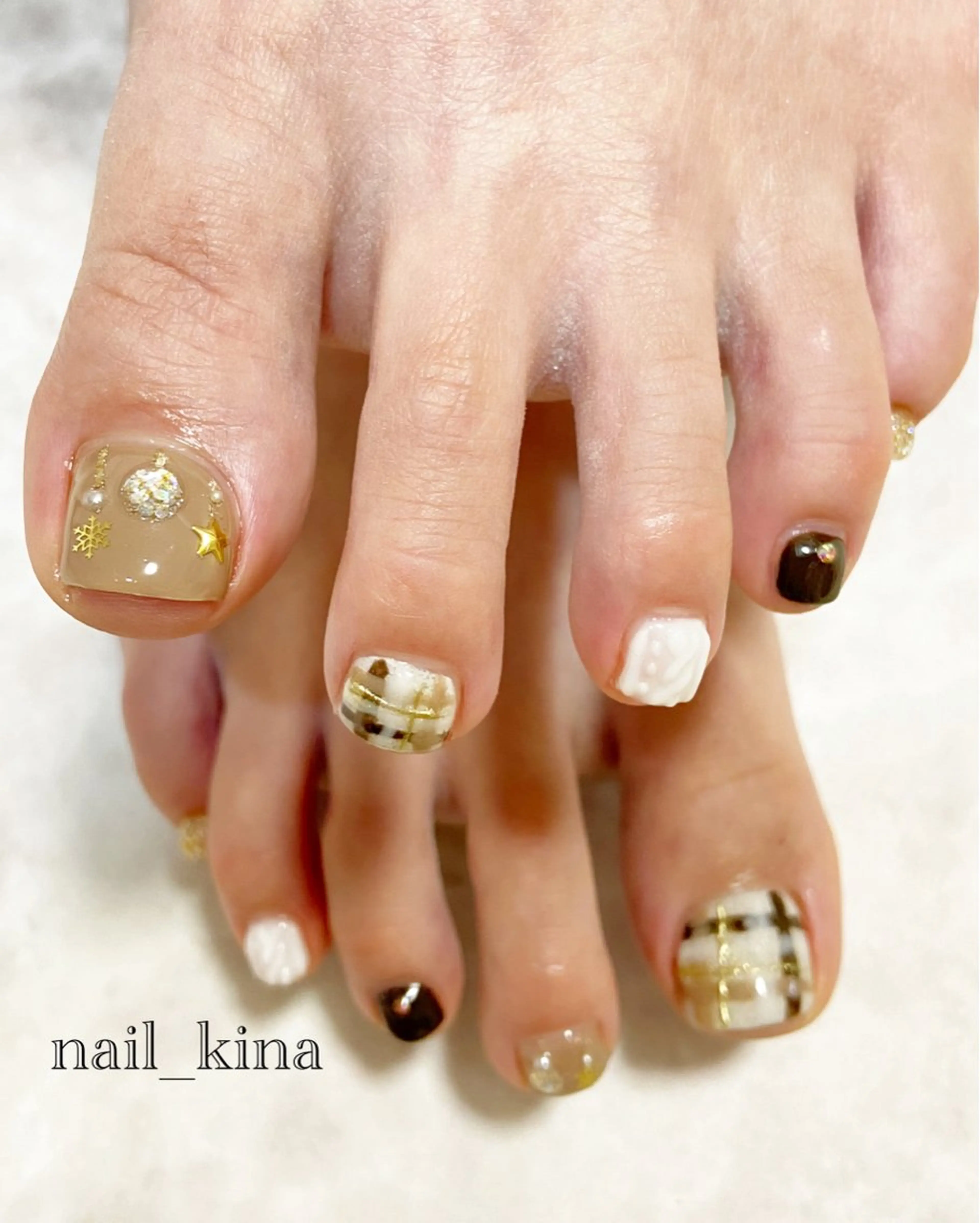 ネイル フットネイル nail_ kinaのネイルデザイン