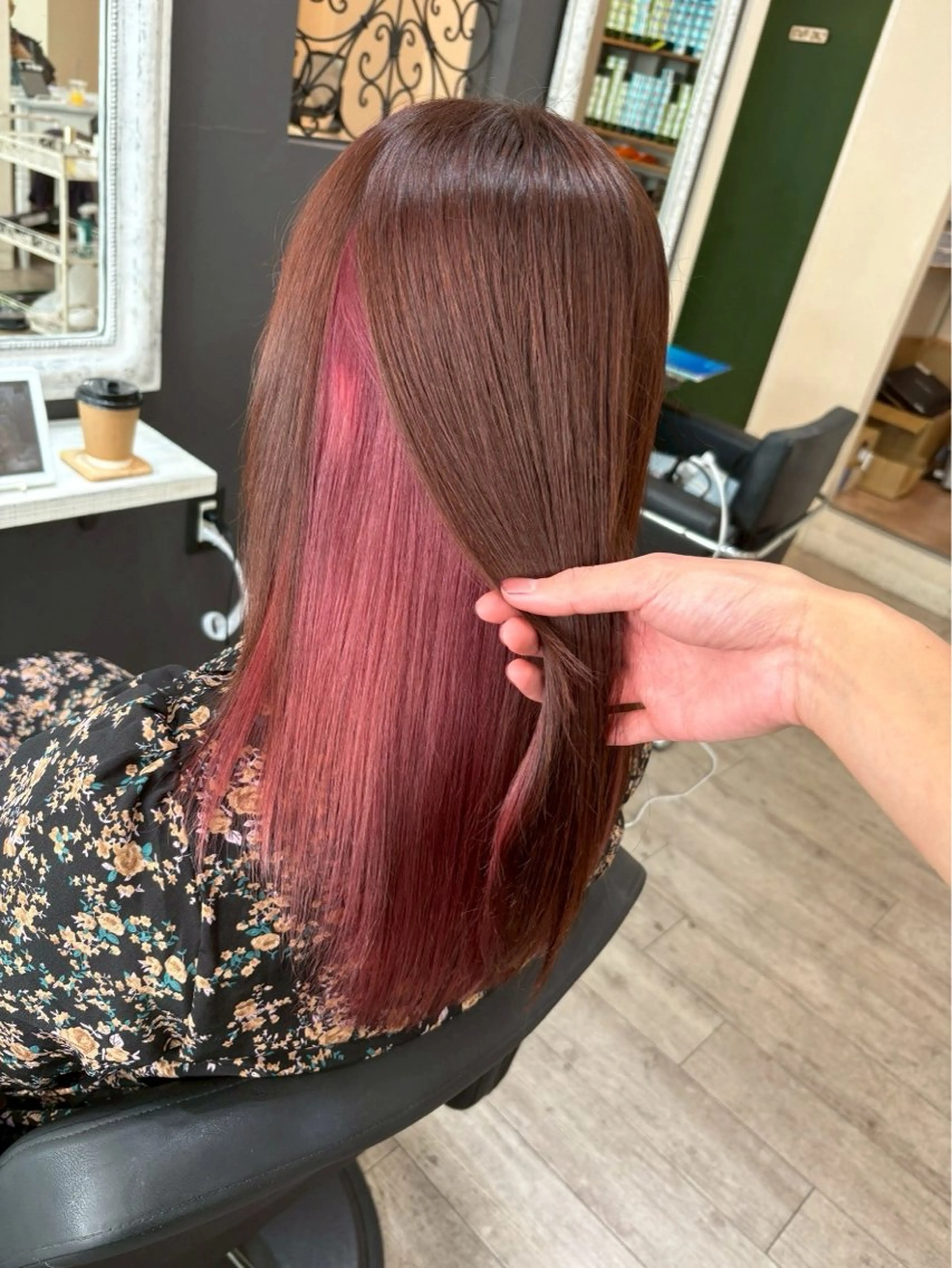 セミロング カラー YURA hairのヘアスタイル