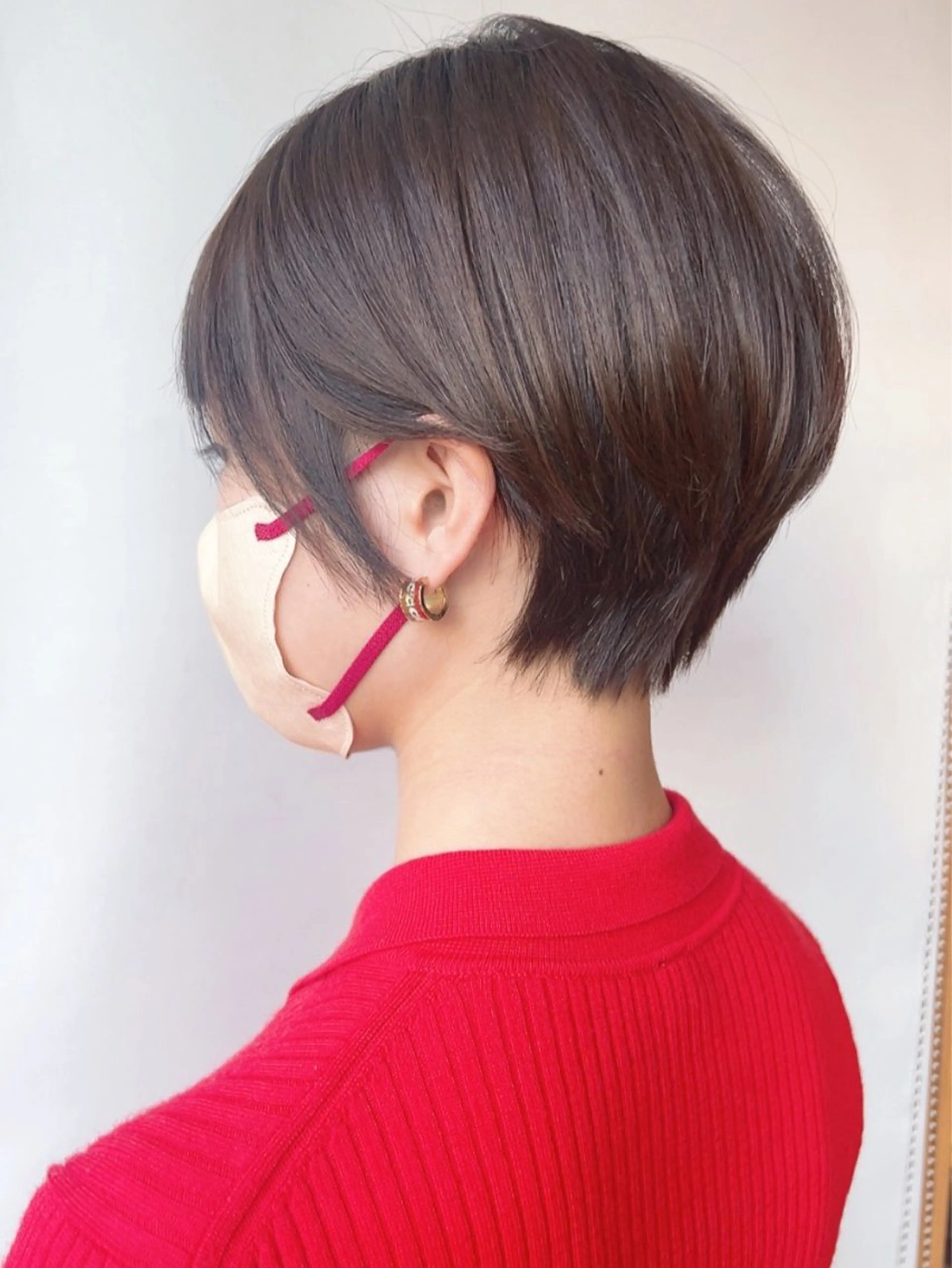 ショート 丸みショート ショートヘア morio from london所属・松岡彩華 ボブ /グレージュのヘアスタイル