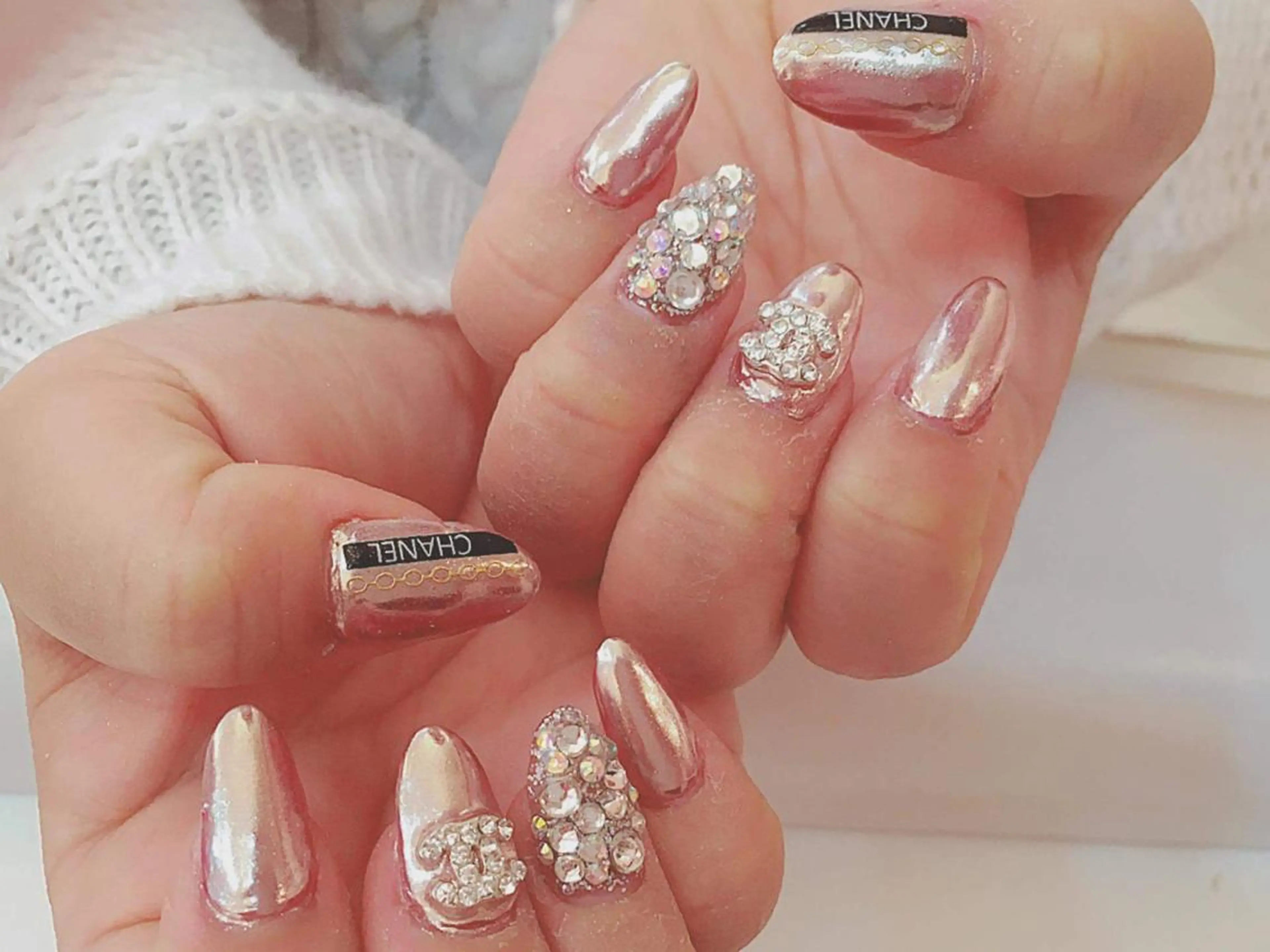 ネイル アートネイル フットネイル 卒業式 ラメ(グリッター) ミラーネイル NAILSGOGO shibuyaのネイルデザイン