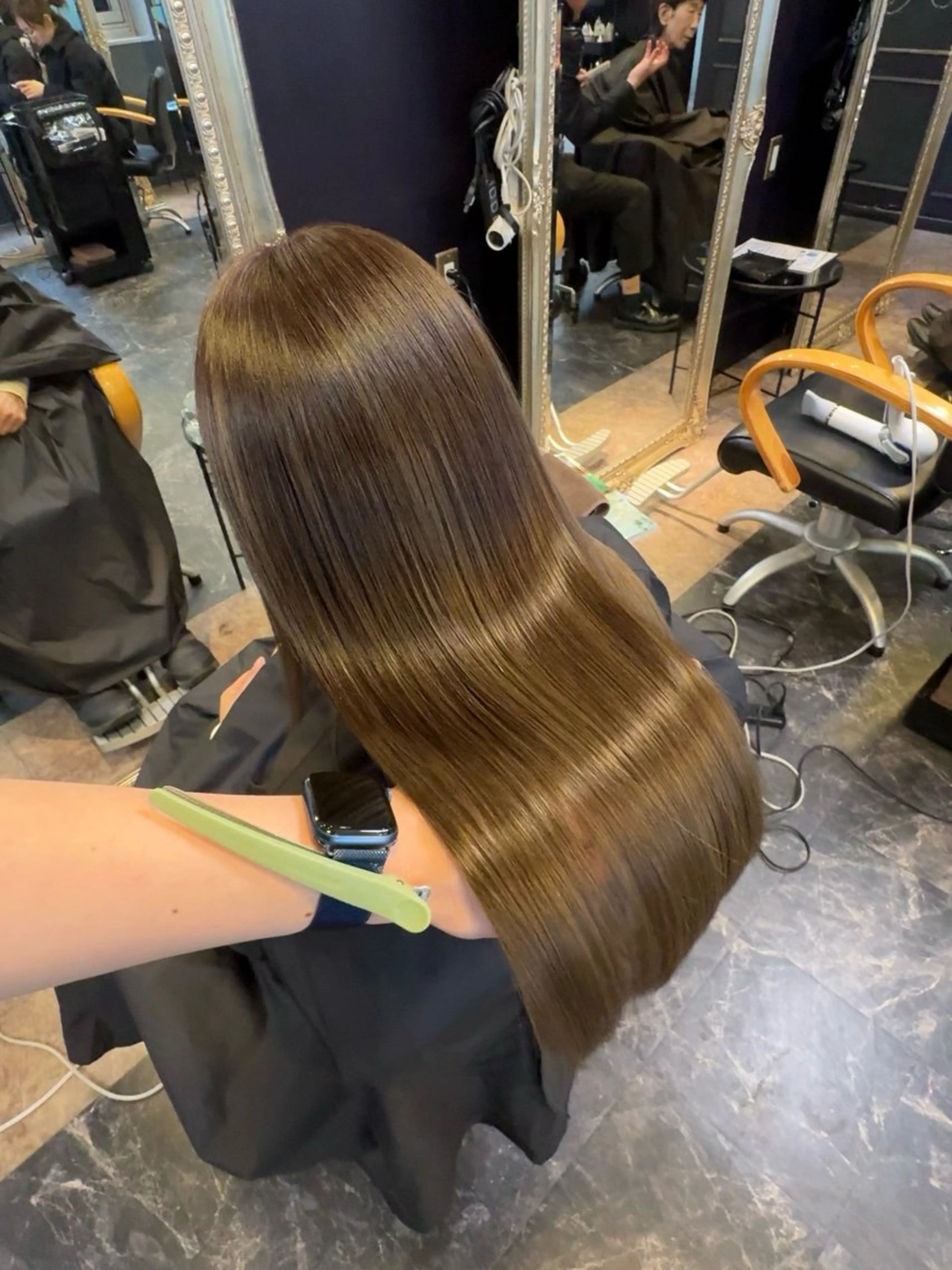 ロング カラー オリーブカラー 髪質改善 トリートメント ヘアカラー トリートメント 舘野涼太 /ダブル カラー🎨/髪質改善のヘアスタイル