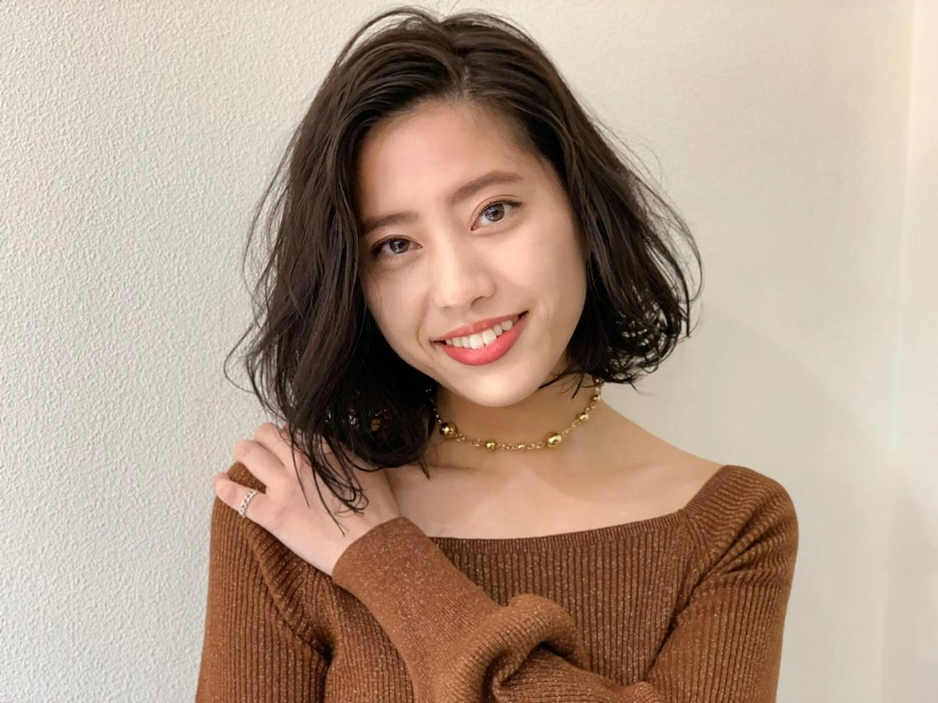 ミディアム カラー パーマ 坪内 麻里子のヘアスタイル