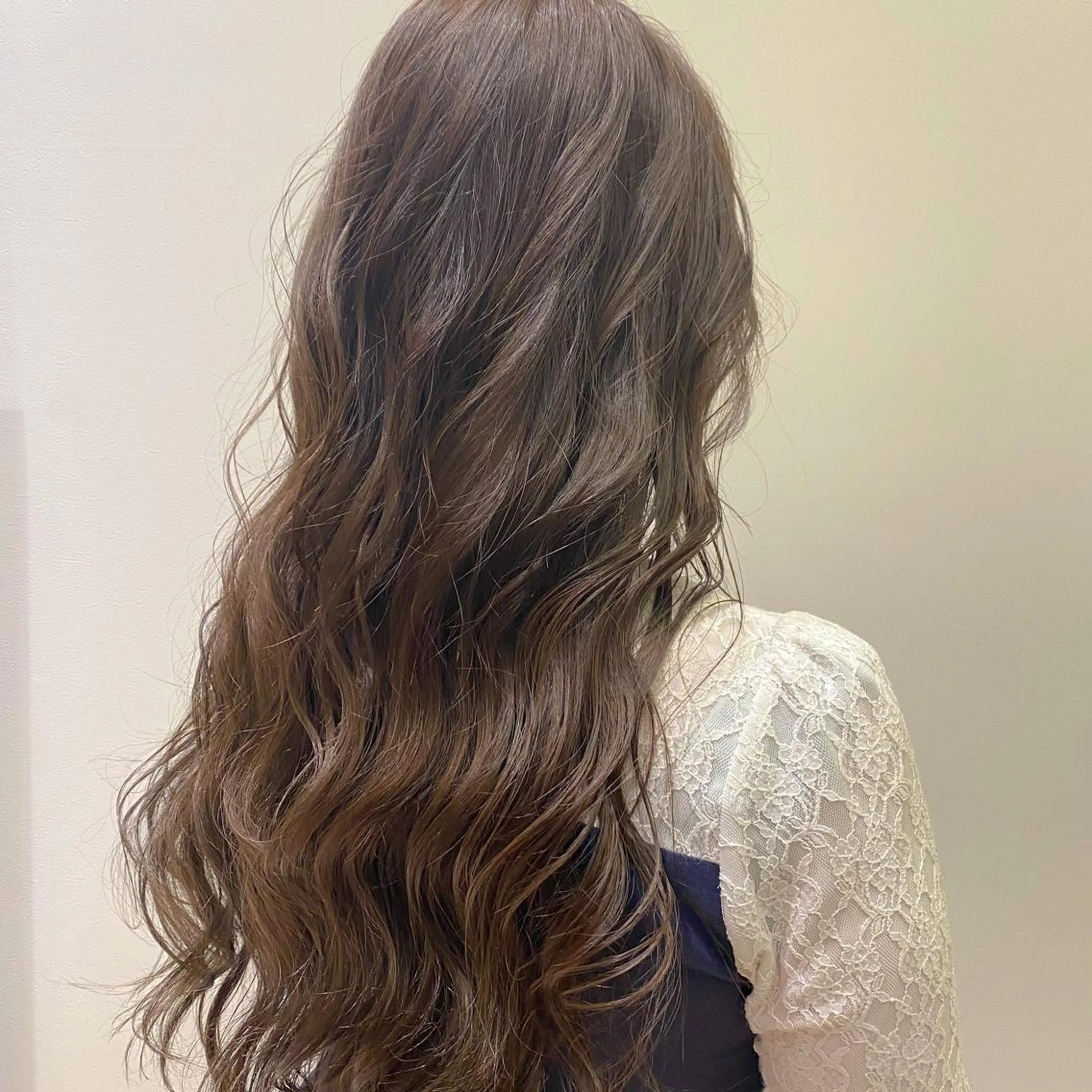 ロング チョコレートブラウン 似合わせスタイル 山本風太のヘアスタイル