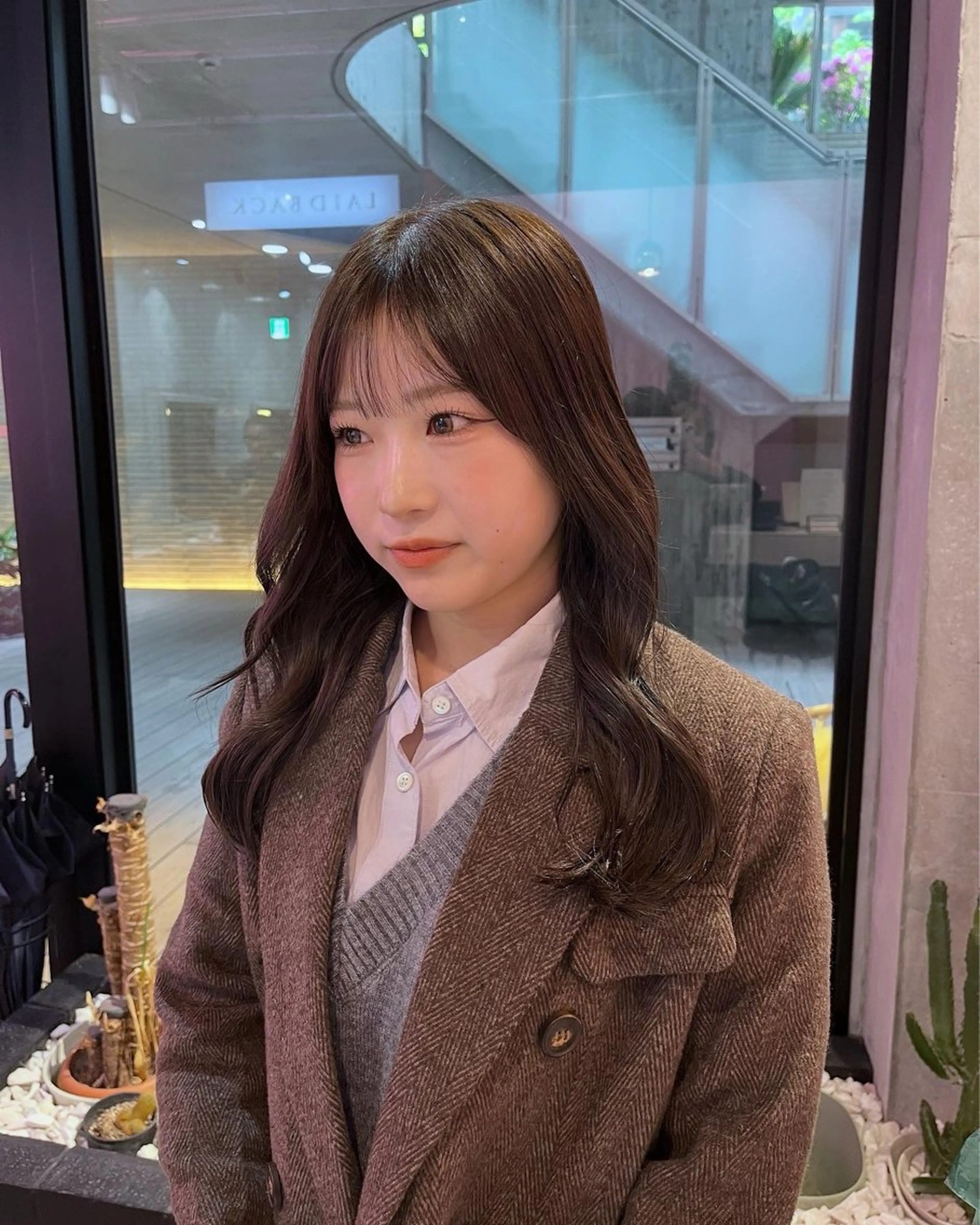 セミロング カット ヘアカラー 艶感透明感カラー🤍 hinaのヘアスタイル