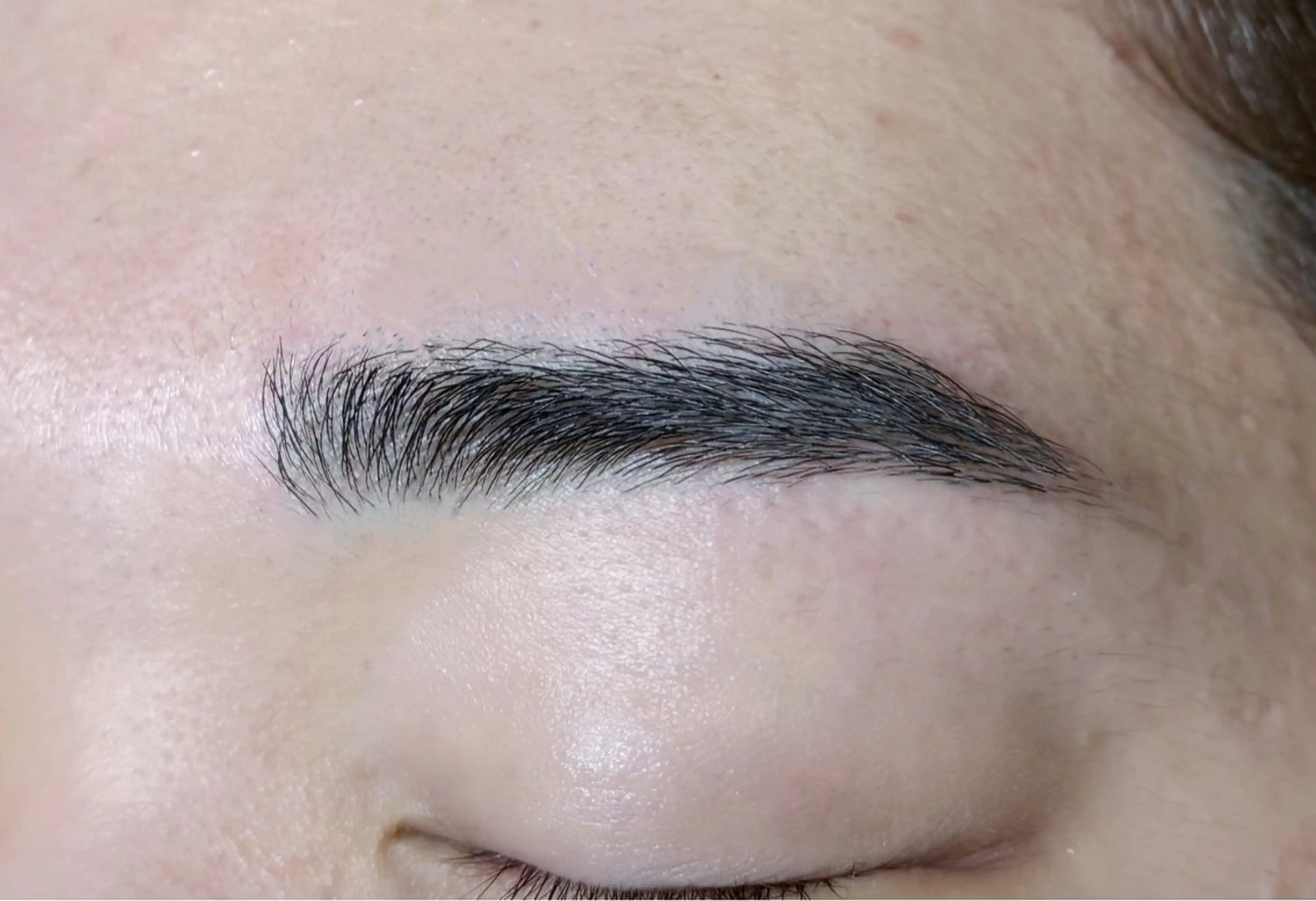 メンズ アイブロウ ワックス脱毛 眉カット LUNELLA☾ ໋ SANKAのマツエク・マツパデザイン