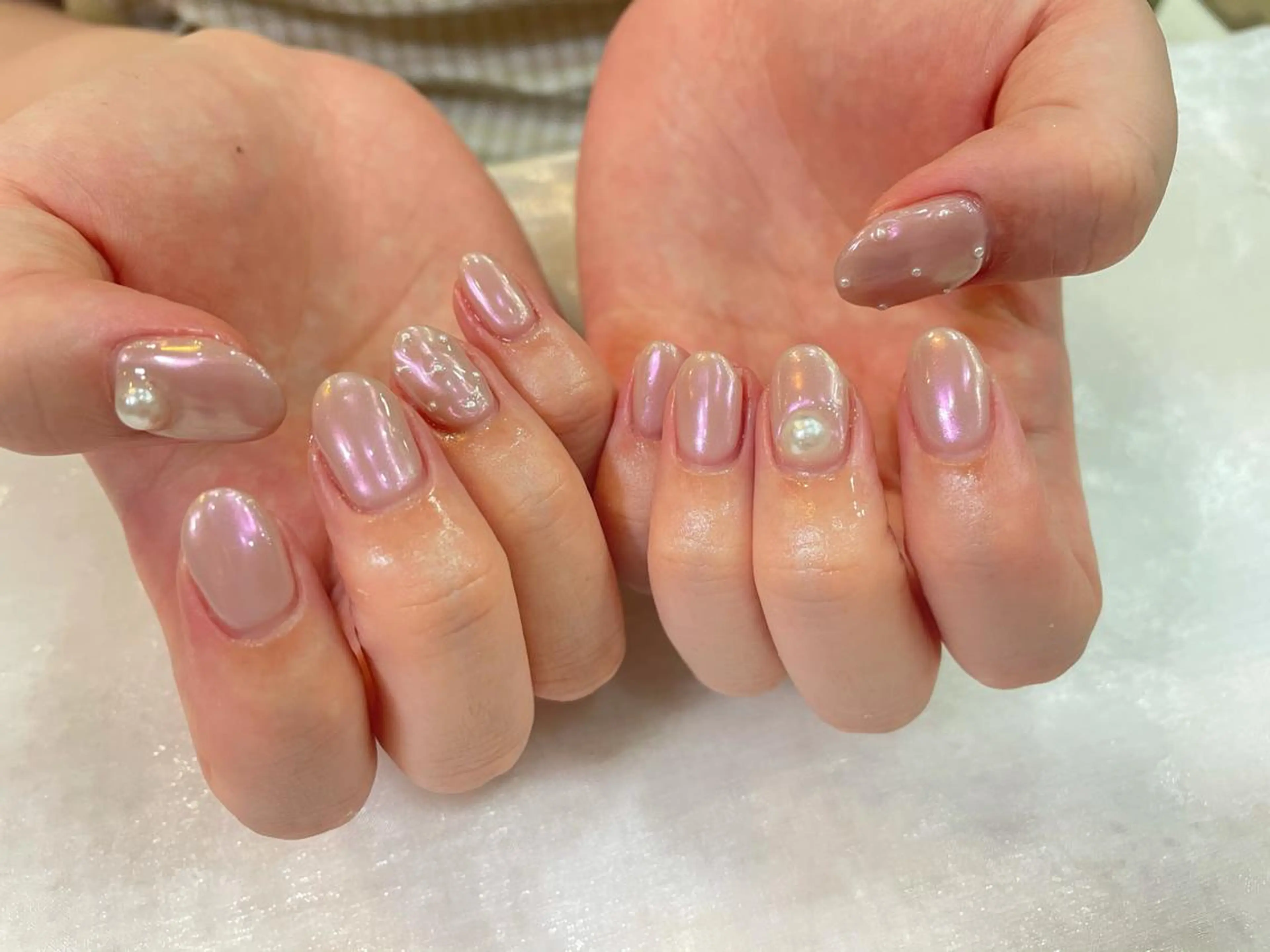 ネイル ハンドネイル ハンドケア R'well所属・はばすみれ🎀ﾈｲﾙ 光ﾌｪｲｼｬﾙ ﾍｱのネイルデザイン