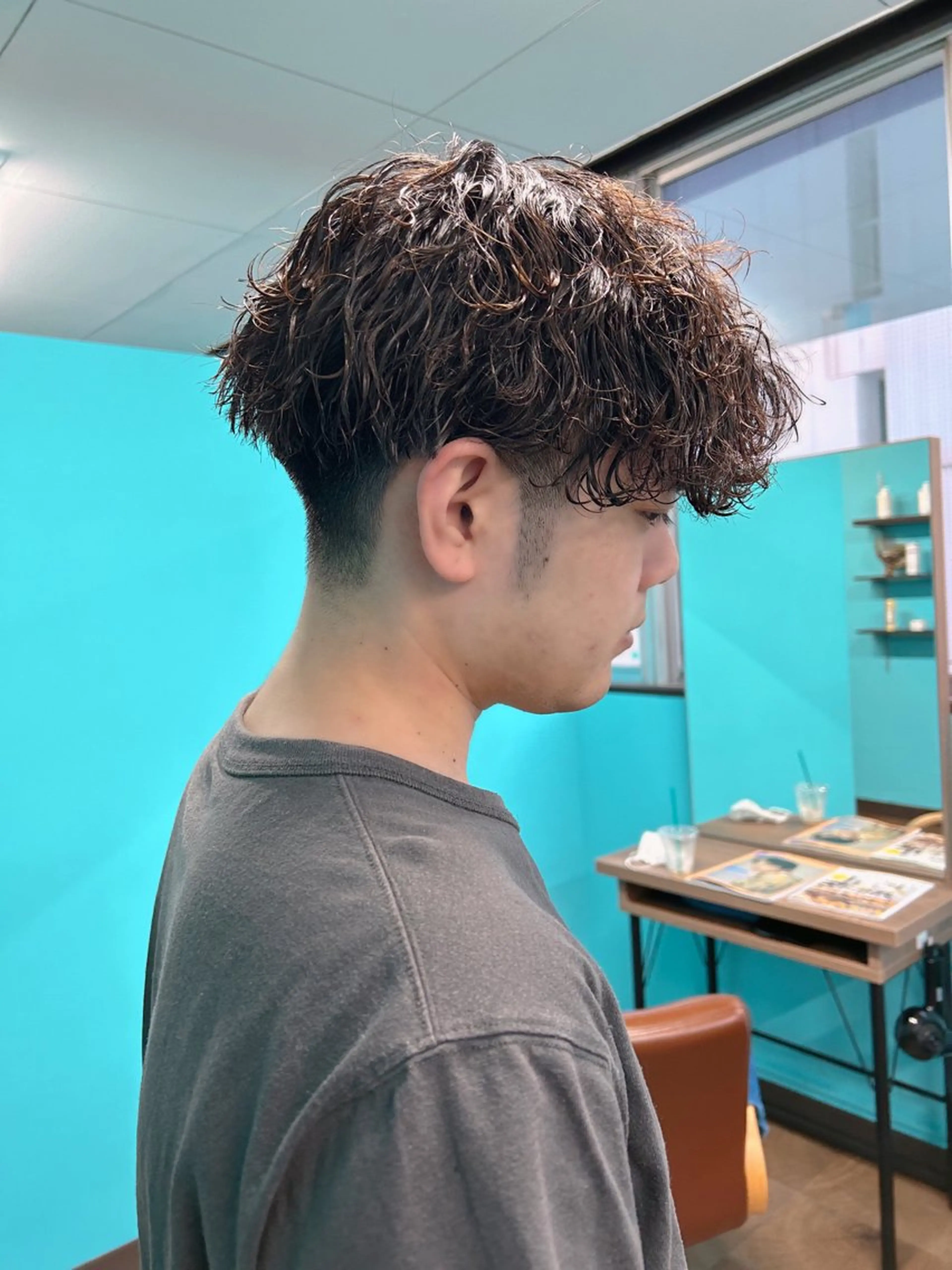 メンズ メンズパーマ 波巻きパーマ 最新ケアカラー 髪質改善YUTOのヘアスタイル