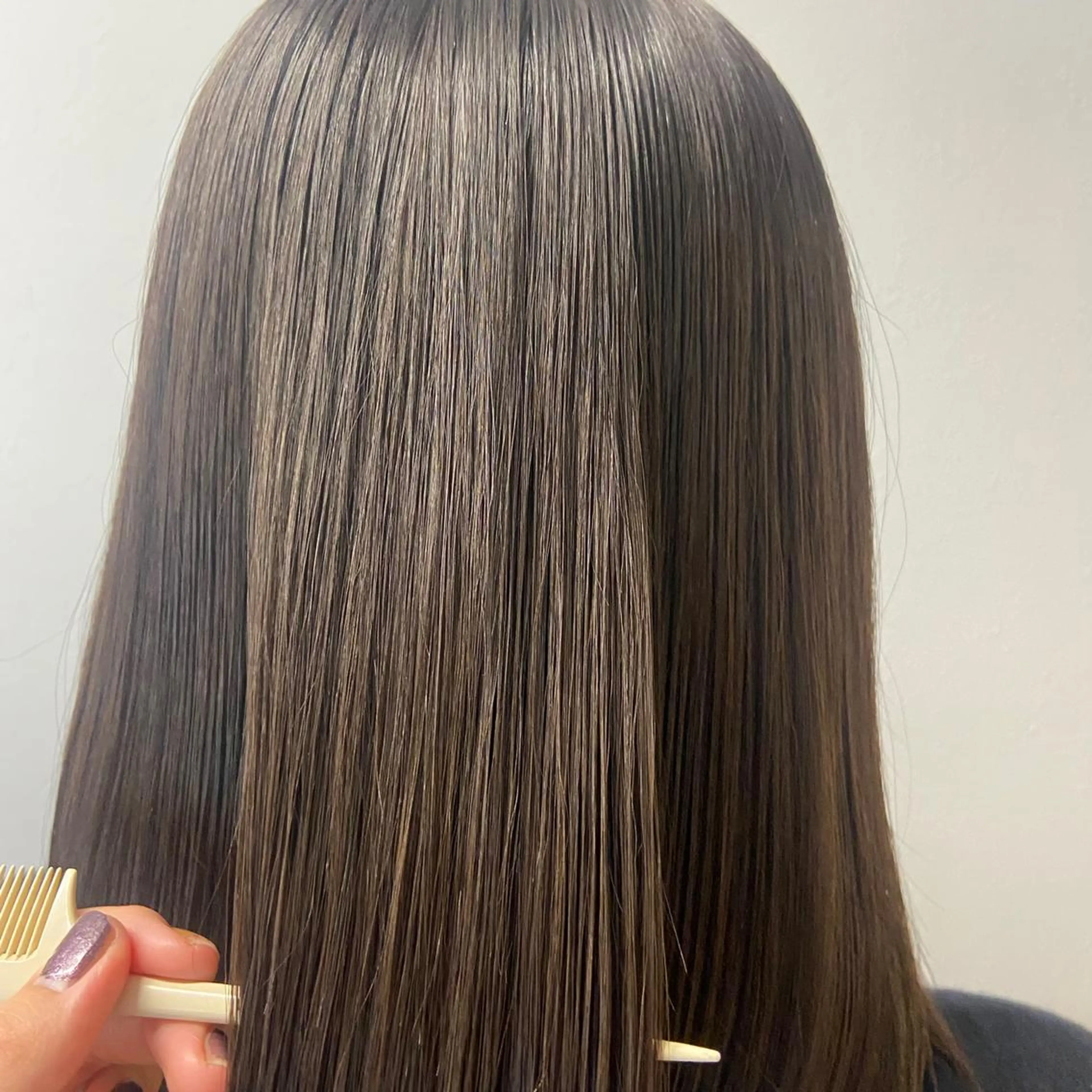 ミディアム 縮毛矯正 トリートメント natsumi / N°ariaのヘアスタイル