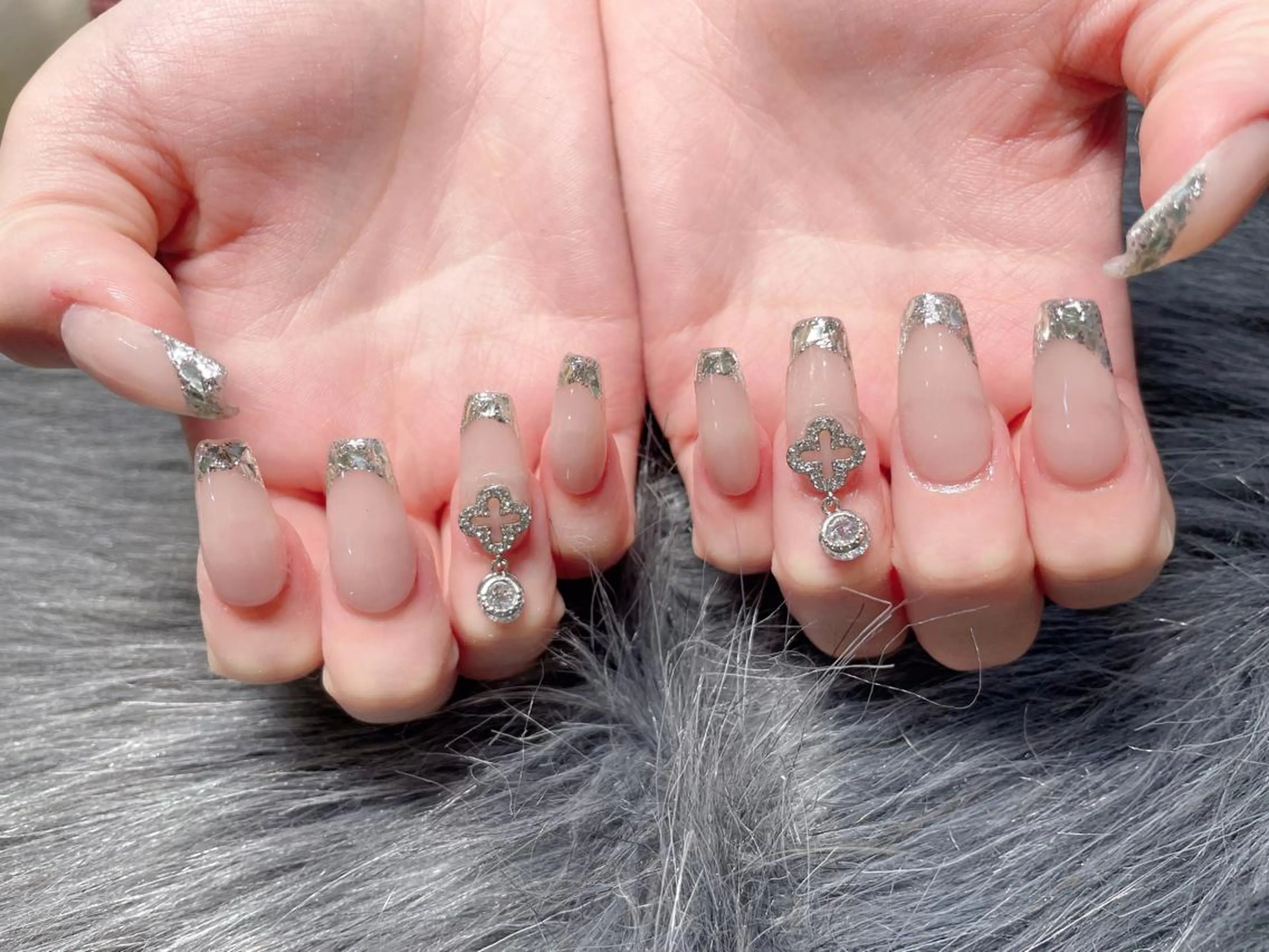 セミロング ネイル 《LB》ラブリエ Nail&eyeのマツエク・マツパデザイン