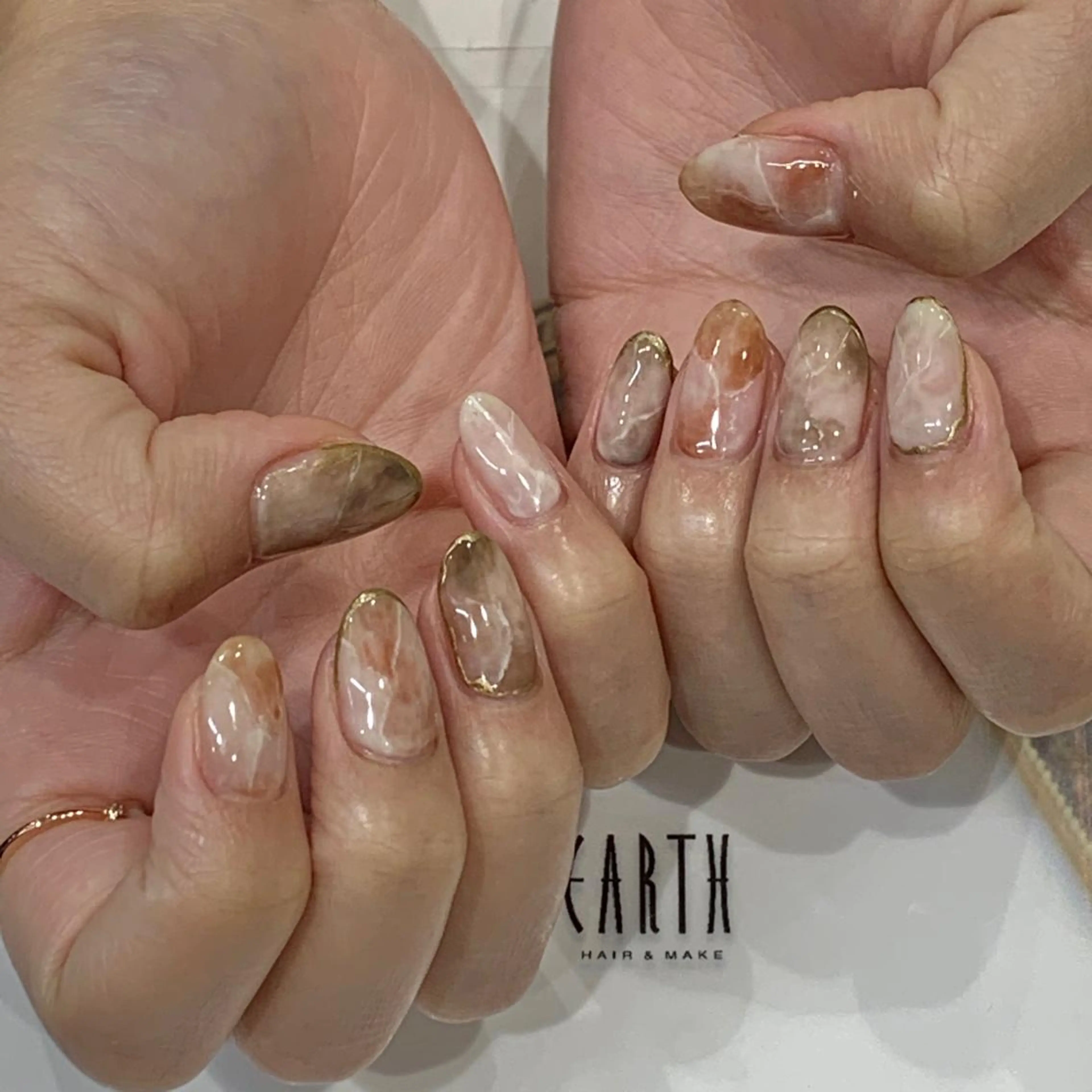 ネイル ブラウン 大理石ネイル(マーブル) ストーンネイル ハンドネイル 佐藤 まりえのネイルデザイン