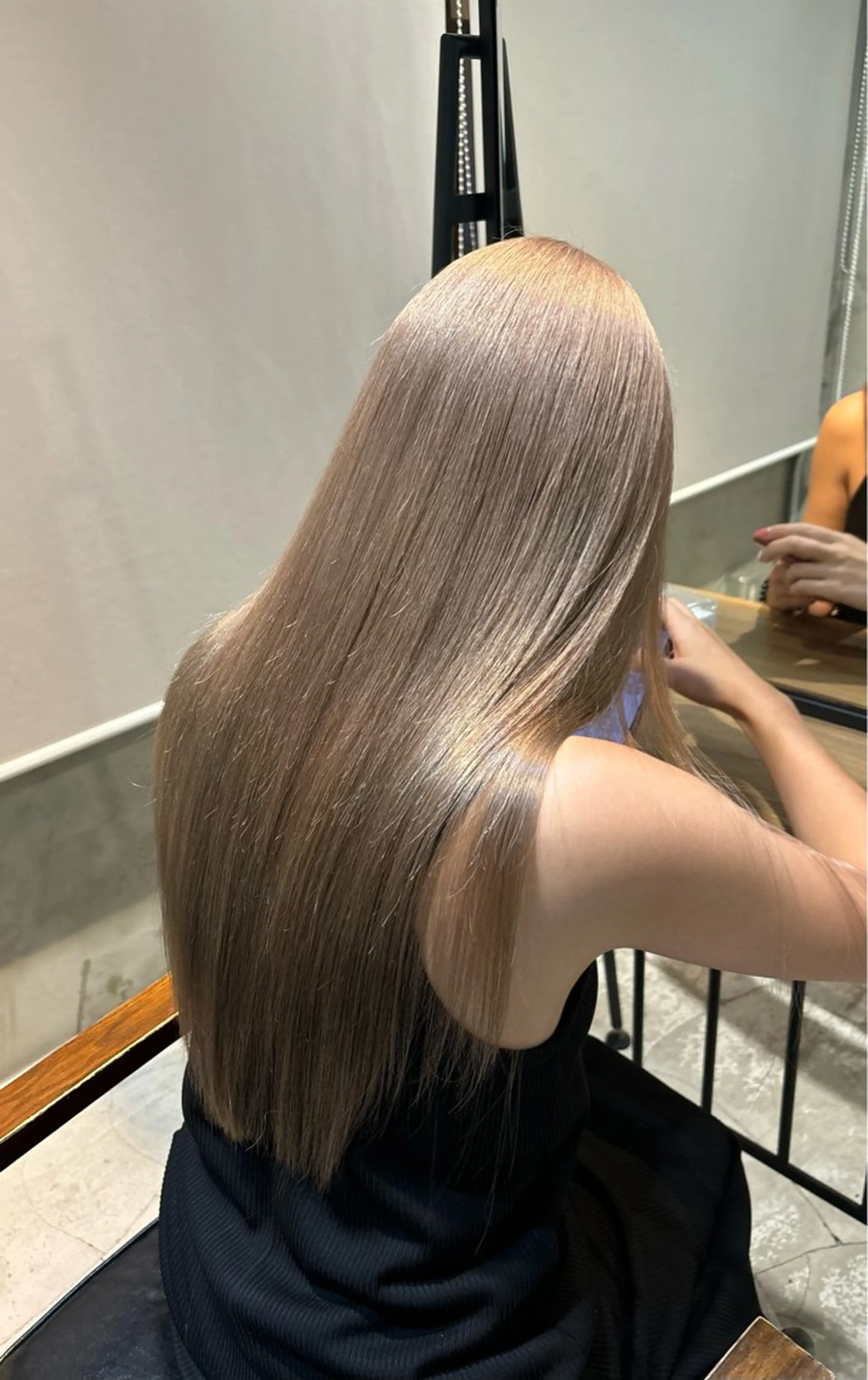 ロング カラー ヘアアレンジ ヘアカラー トリートメント 派手髪/ハイトーン RIN🩵ྀིのヘアスタイル