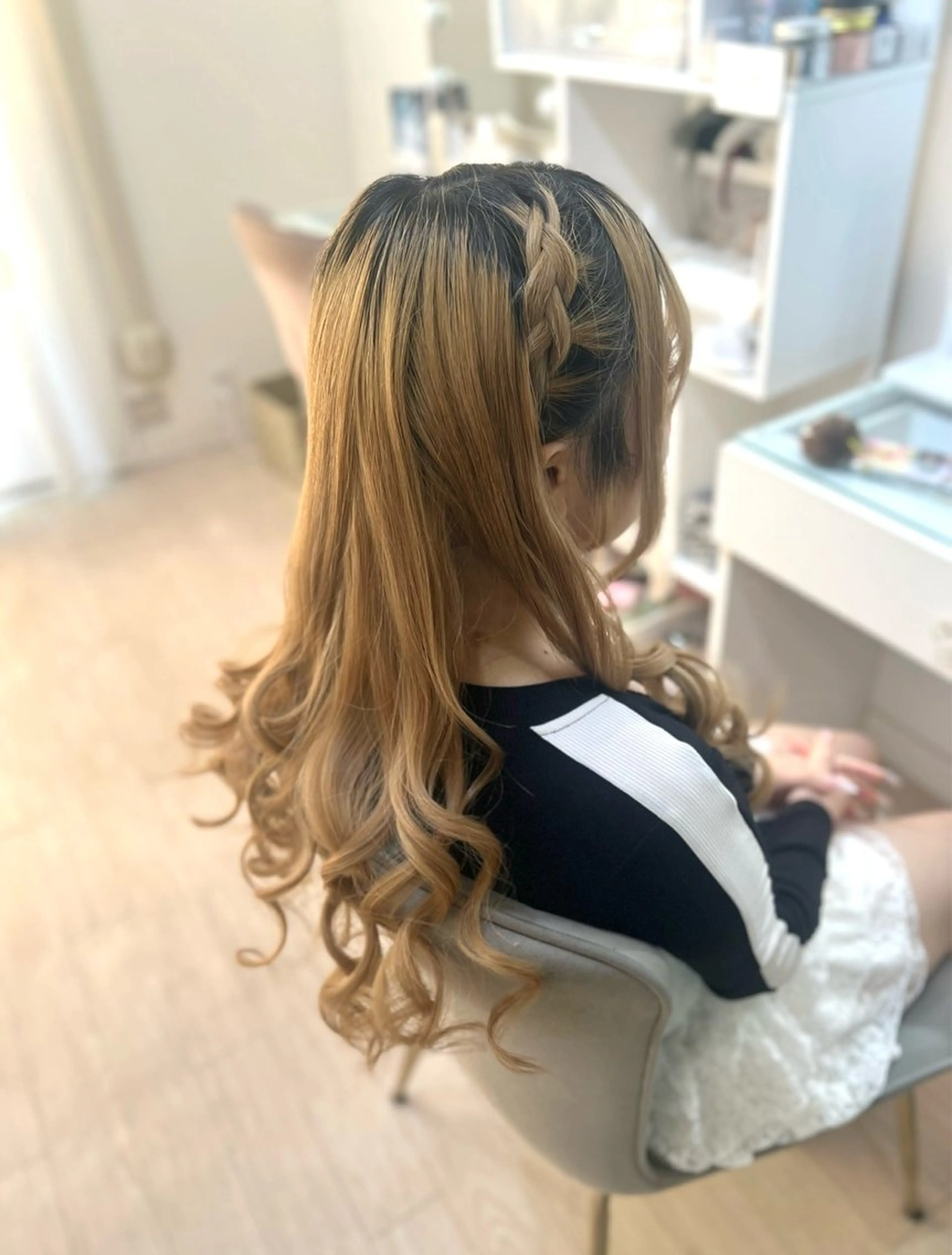 ロング ヘアセット/金山 佐野 妃都美のヘアスタイル