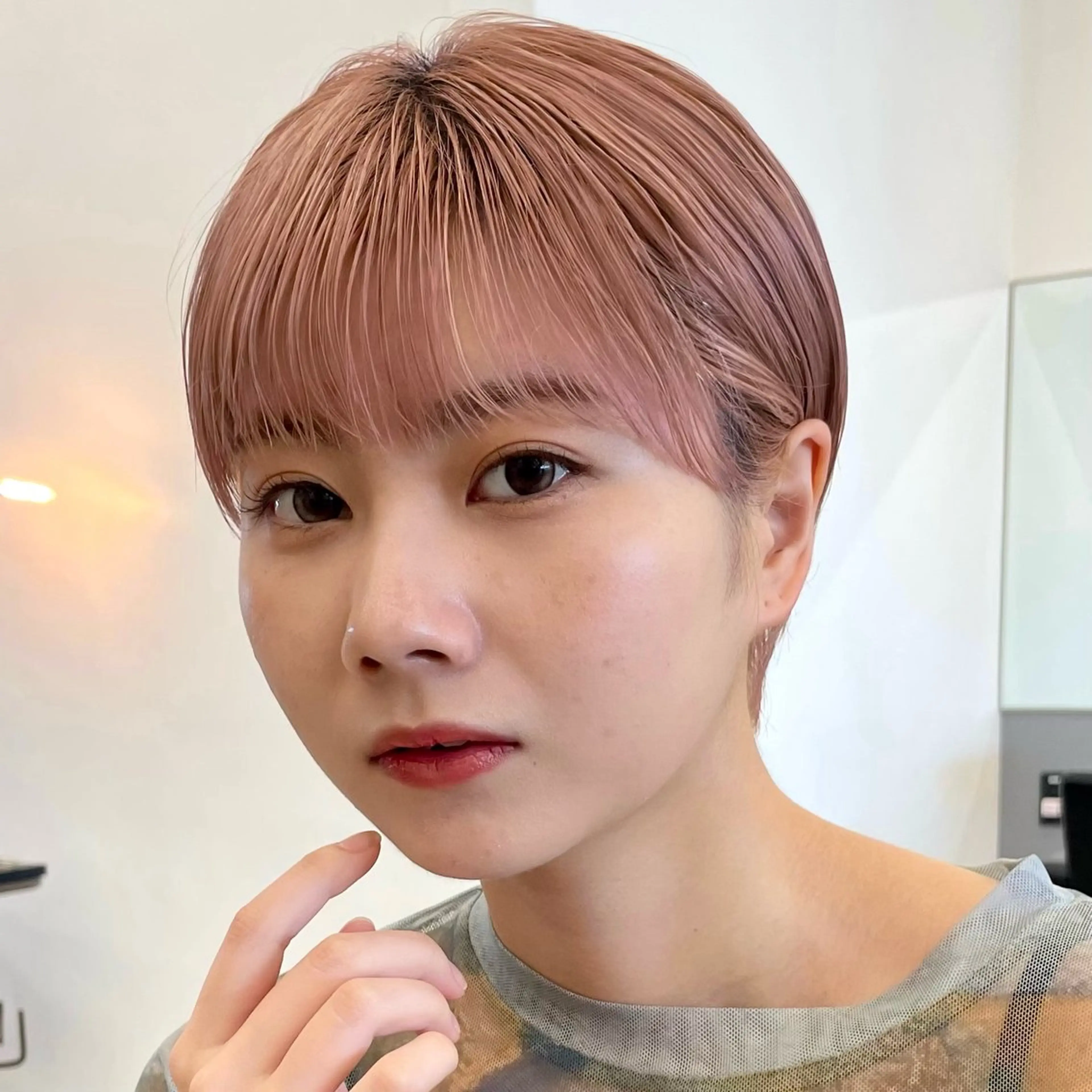 ショート カラー ブリーチ ピンクカラー ボブ/レイヤー/ 艶髪/HANA💗のヘアスタイル