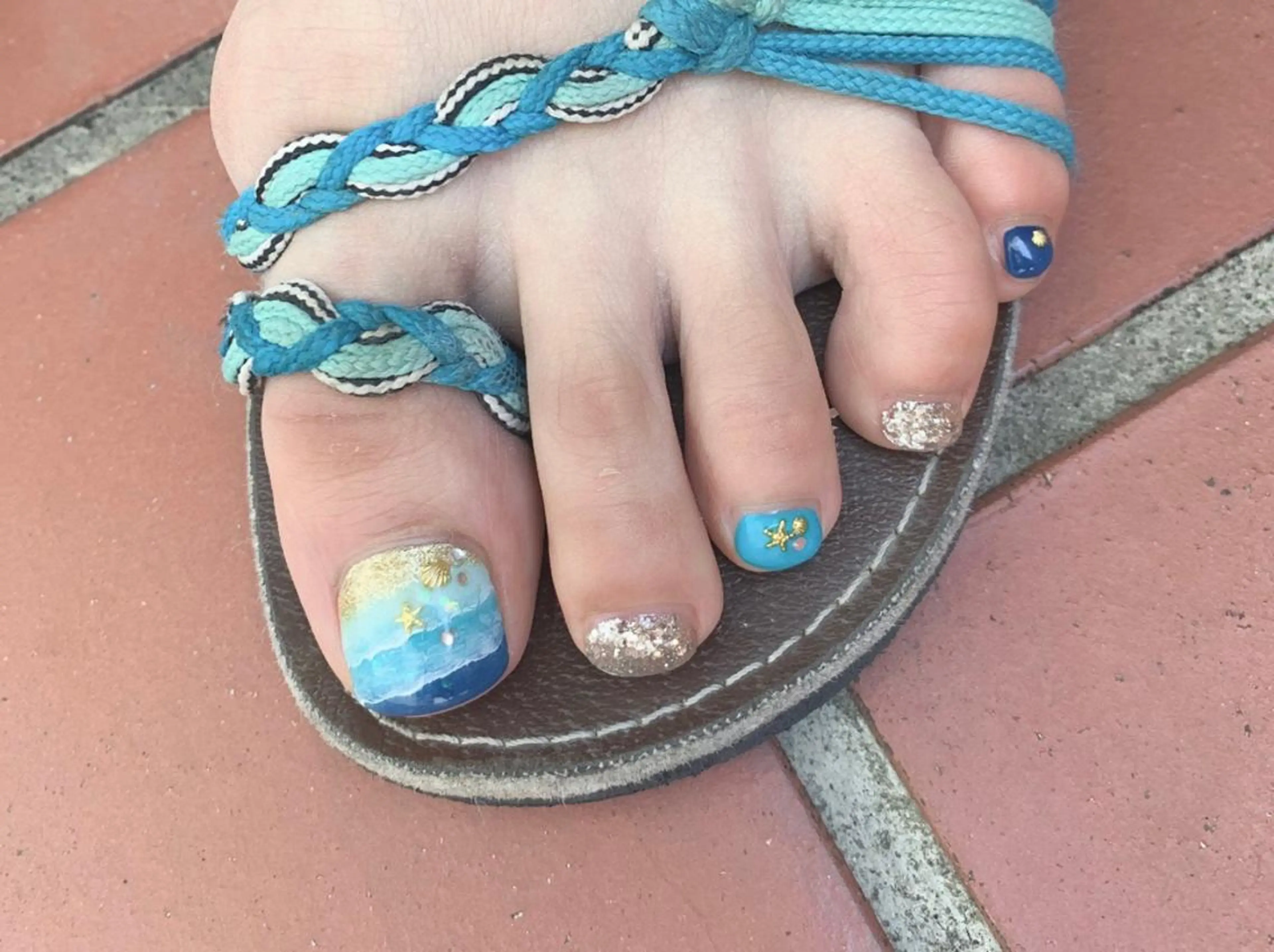 ネイル 藤山 香奈のネイルデザイン