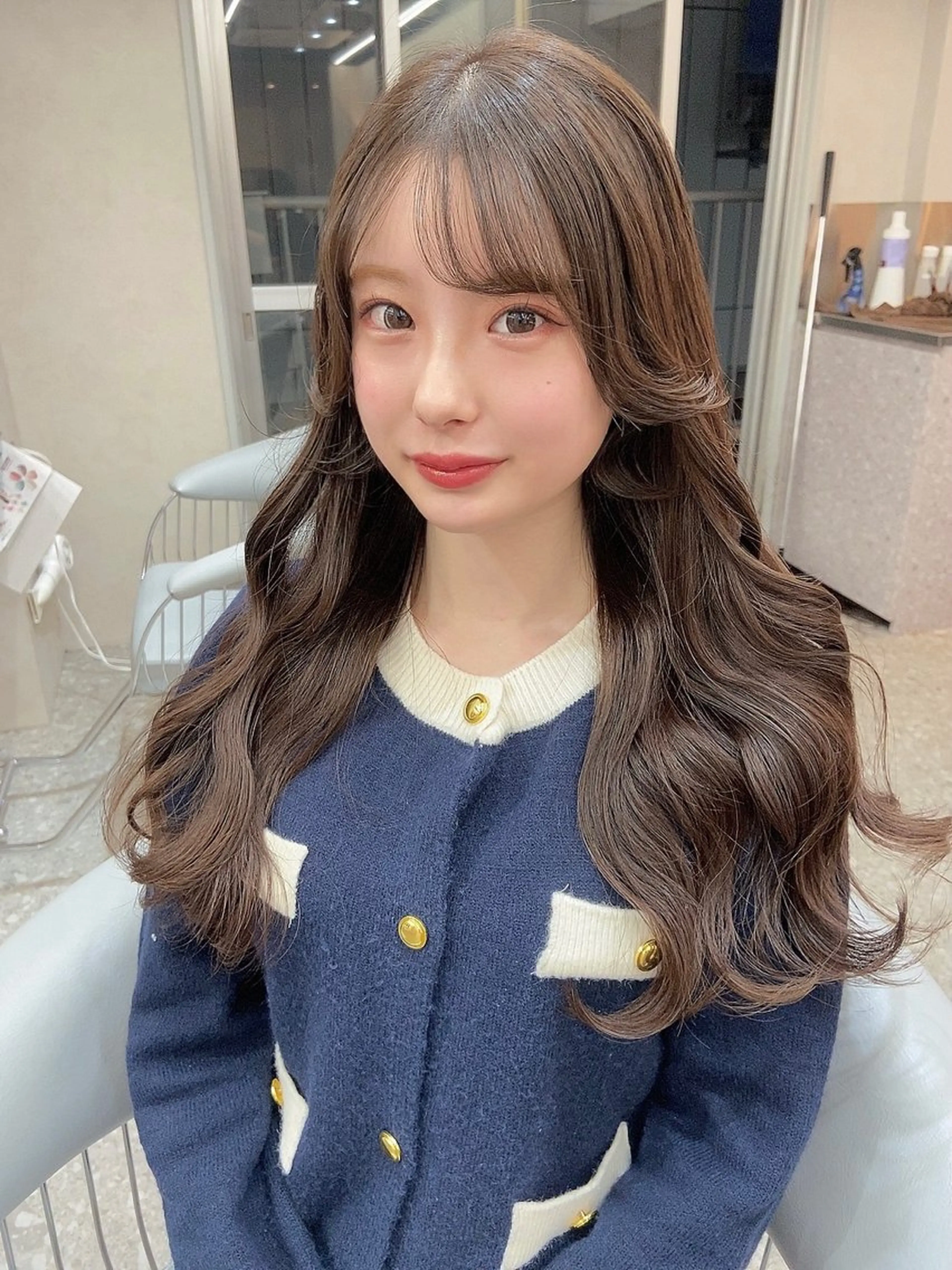 ロング カラー ベージュカラー ブリーチ ブリーチなしカラー オリーブベージュ 韓国風ヘア 新宿/韓国ヘア 中明度カラー/かやのヘアスタイル