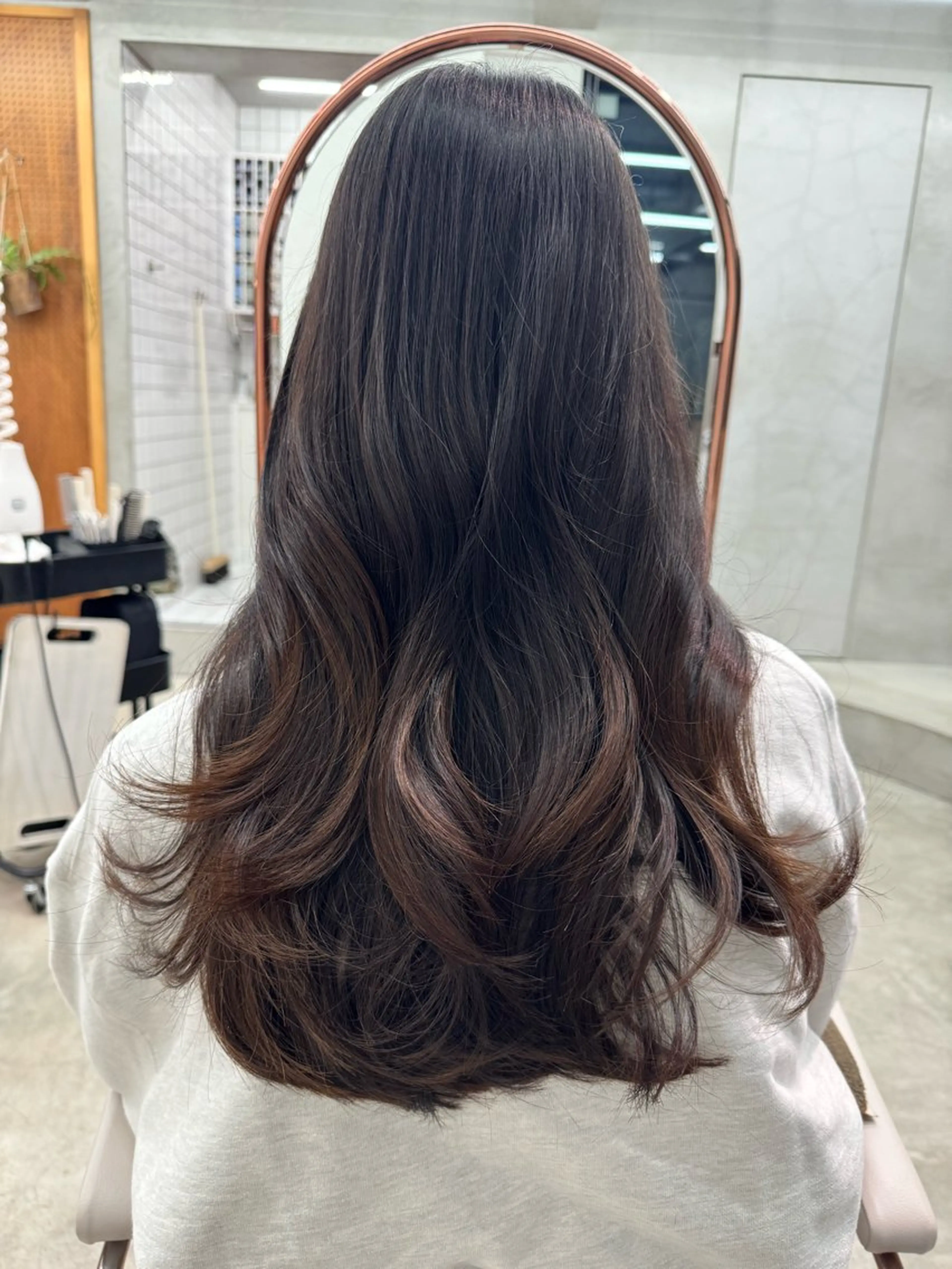 ロング nalu.所属・前山 七海のヘアスタイル