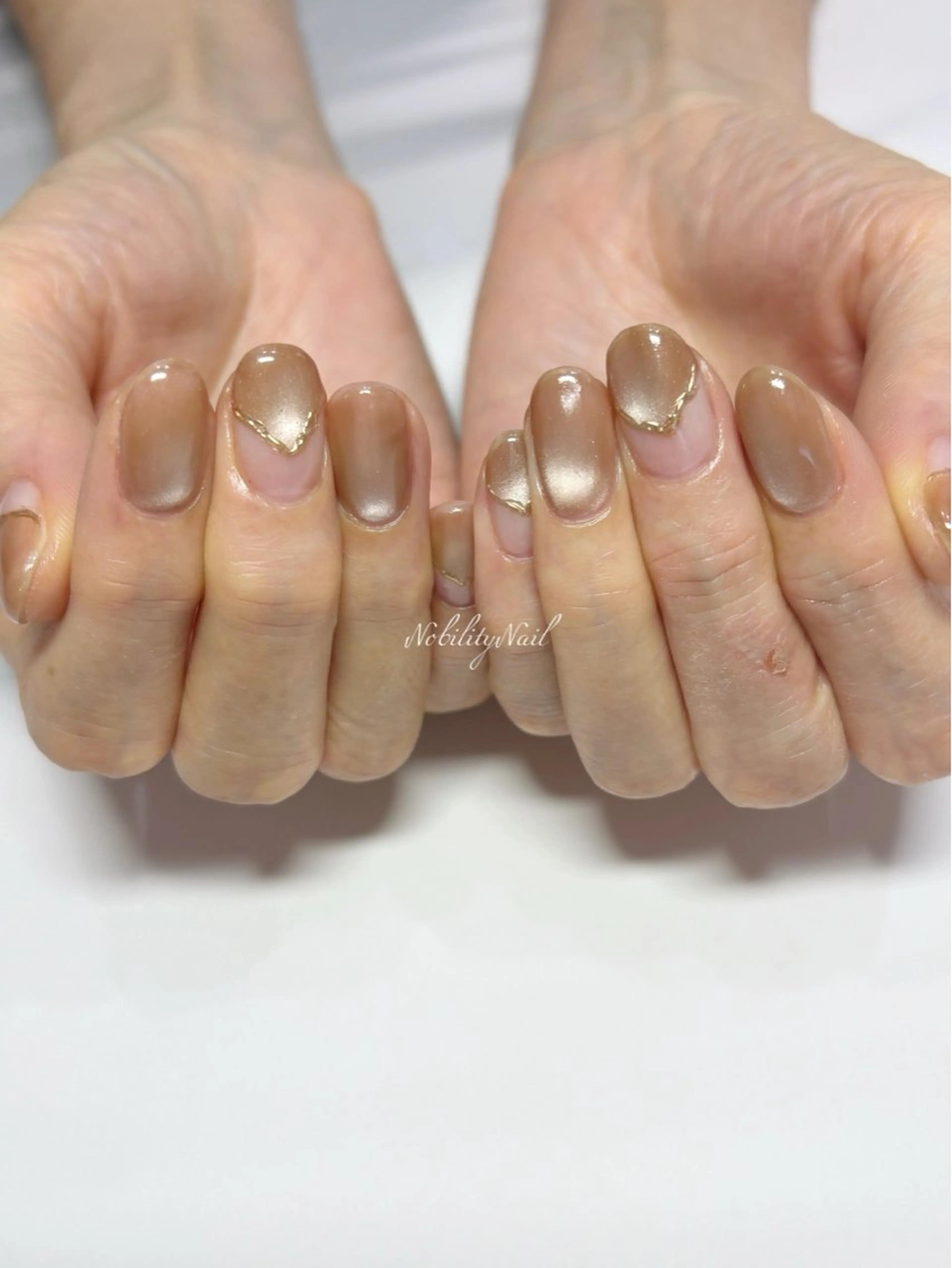 ネイル マグネットネイル ハンドネイル ネイルサロンNobilityNail所属・風口 麻由子のネイルデザイン