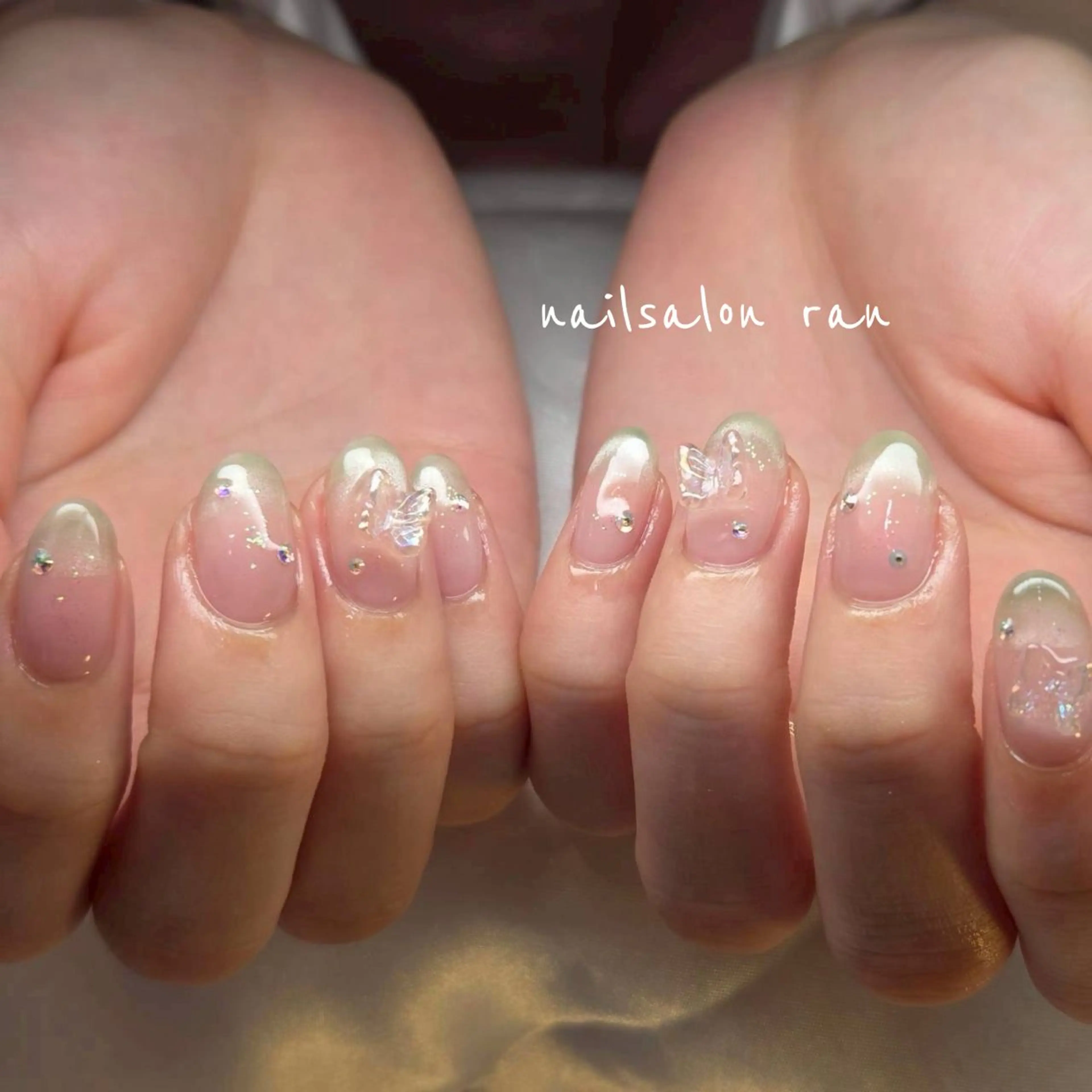 ネイル フレンチネイル マグネットネイル マグネットフレンチ ハンドネイル ハンドケア nailsalon ranのネイルデザイン